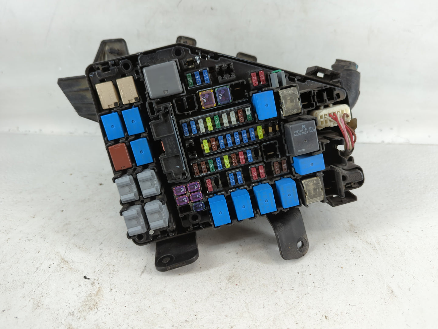 2015 Subaru Legacy Fusebox Fuse Box Panel Relay Module P/N:MB50370IB Fits OEM Used Auto Parts - Oemusedautoparts1.com