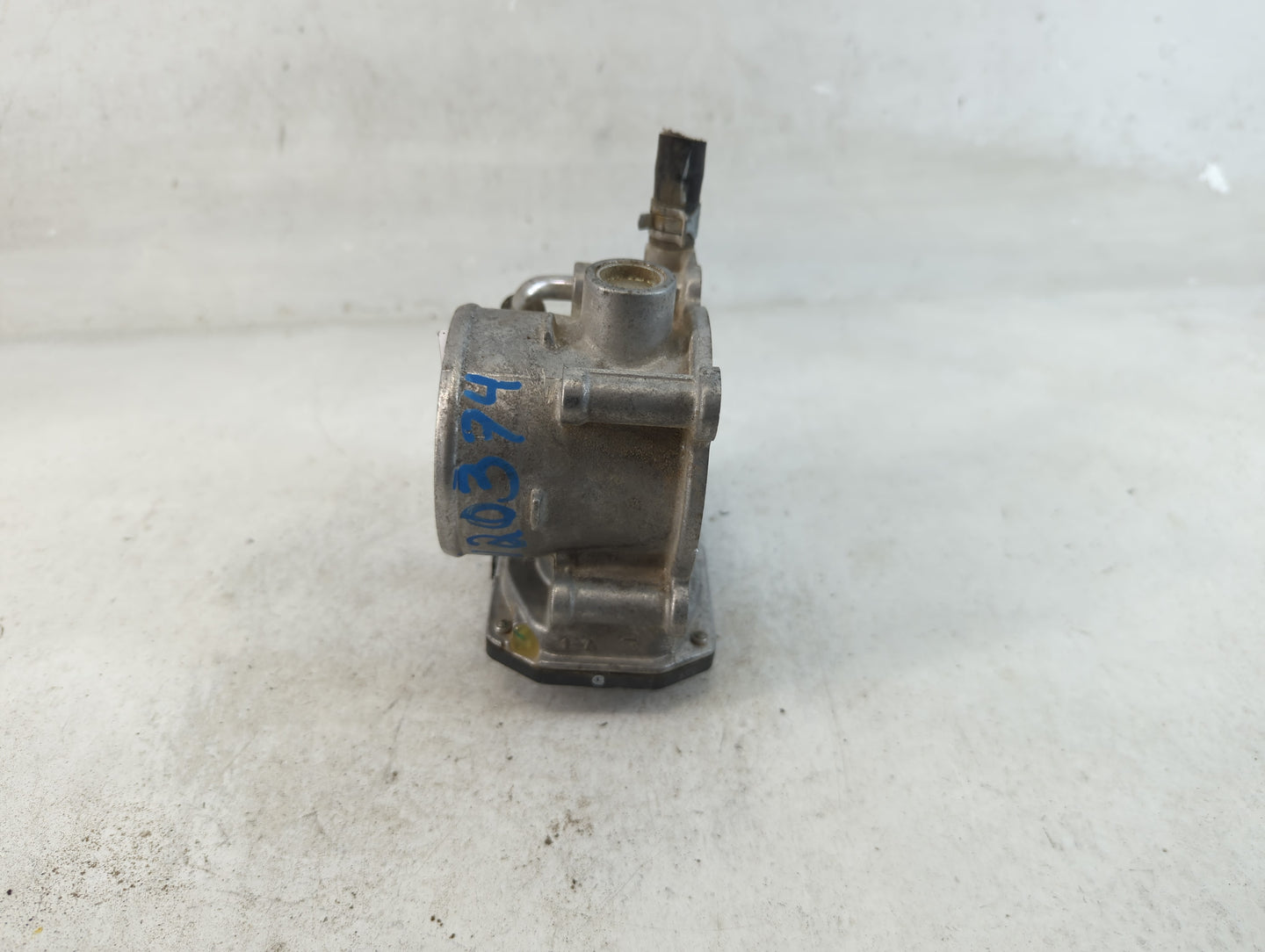 2013-2019 Subaru Legacy Throttle Body P/N:16112AA38 Fits Fits 2013 2014 2015 2016 2017 2018 2019 OEM Used Auto Parts - Oemus
