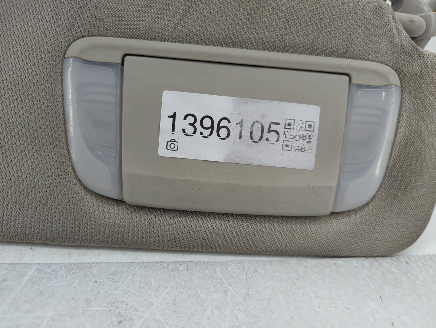 2015 Subaru Outback Sun Visor Shade Replacement Passenger Right Mirror Fits OEM Used Auto Parts - Oemusedautoparts1.com