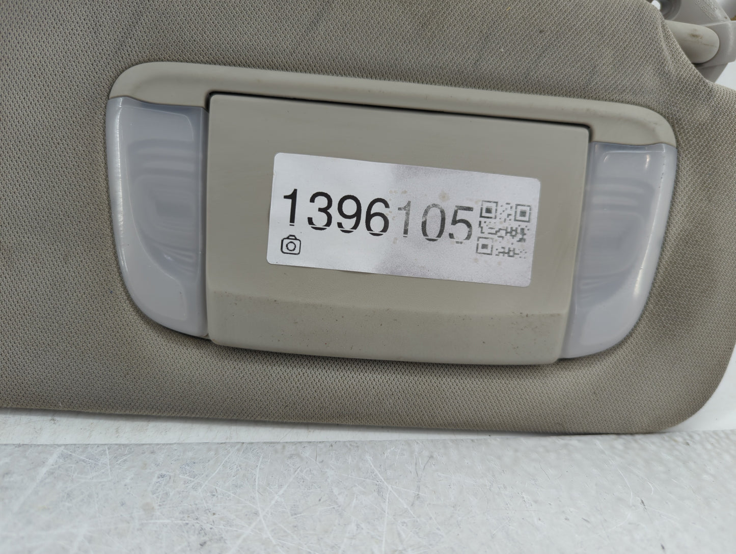 2015 Subaru Outback Sun Visor Shade Replacement Passenger Right Mirror Fits OEM Used Auto Parts - Oemusedautoparts1.com