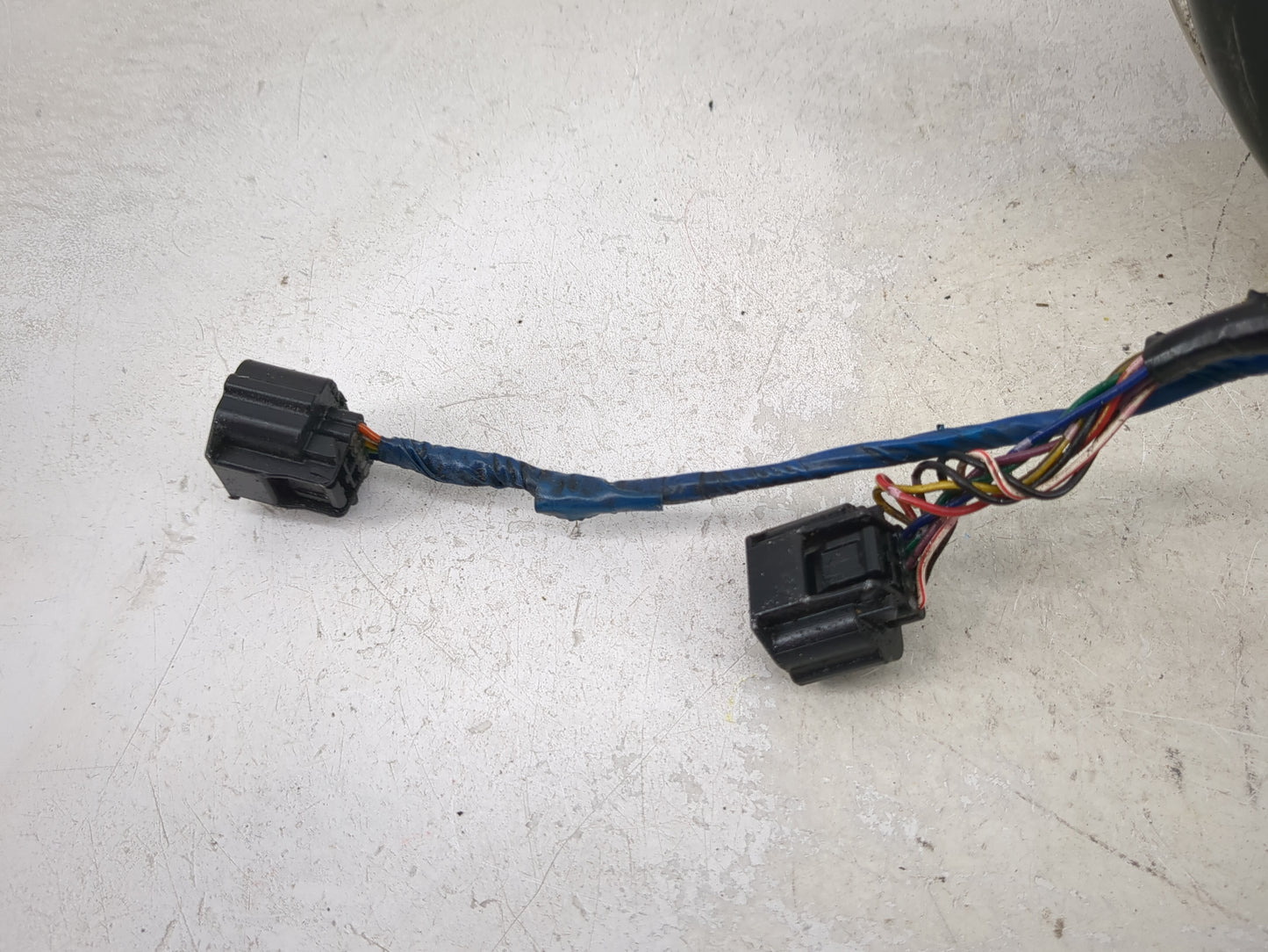 2015 Subaru Outback Driver Side View Mirror - Left Door Mirror OEM Used - Oemusedautoparts1.com