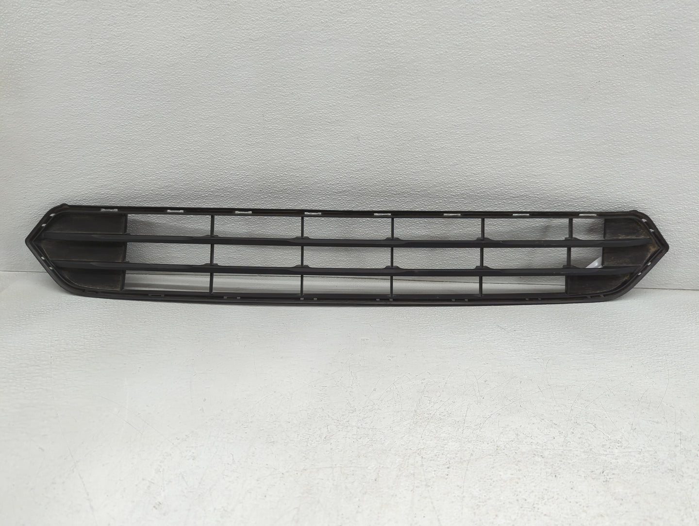 2015 Subaru Outback Front Bumper Grille Cover - Oemusedautoparts1.com
