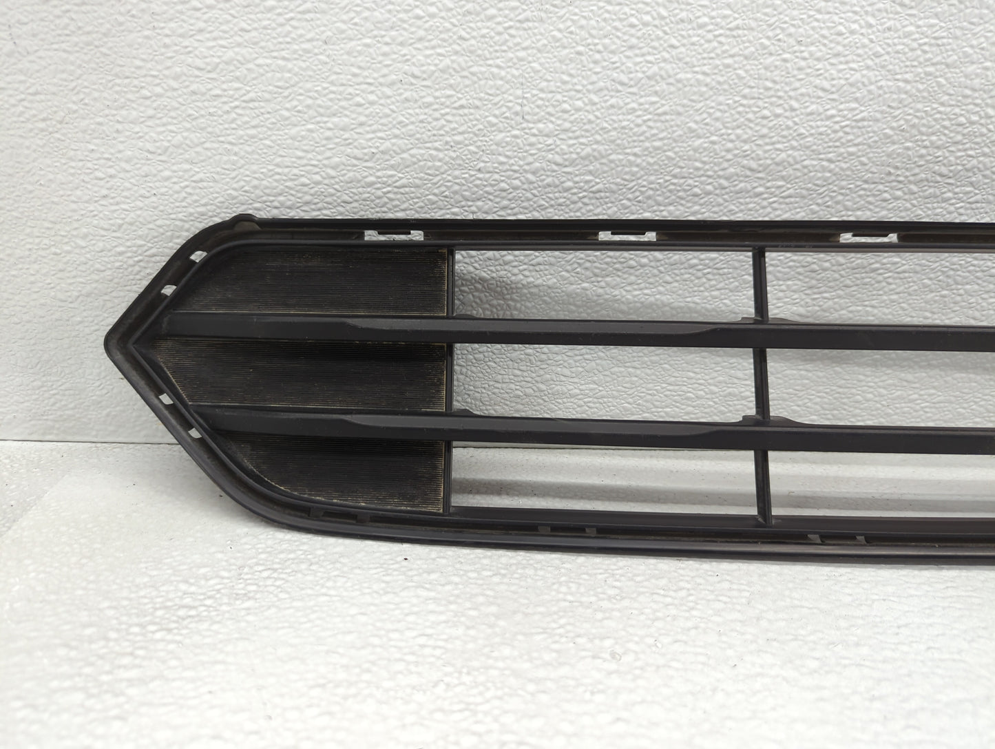 2015 Subaru Outback Front Bumper Grille Cover - Oemusedautoparts1.com