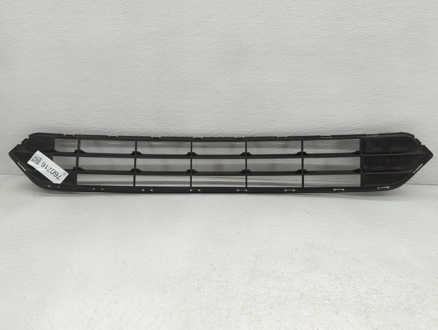 2015 Subaru Outback Front Bumper Grille Cover - Oemusedautoparts1.com