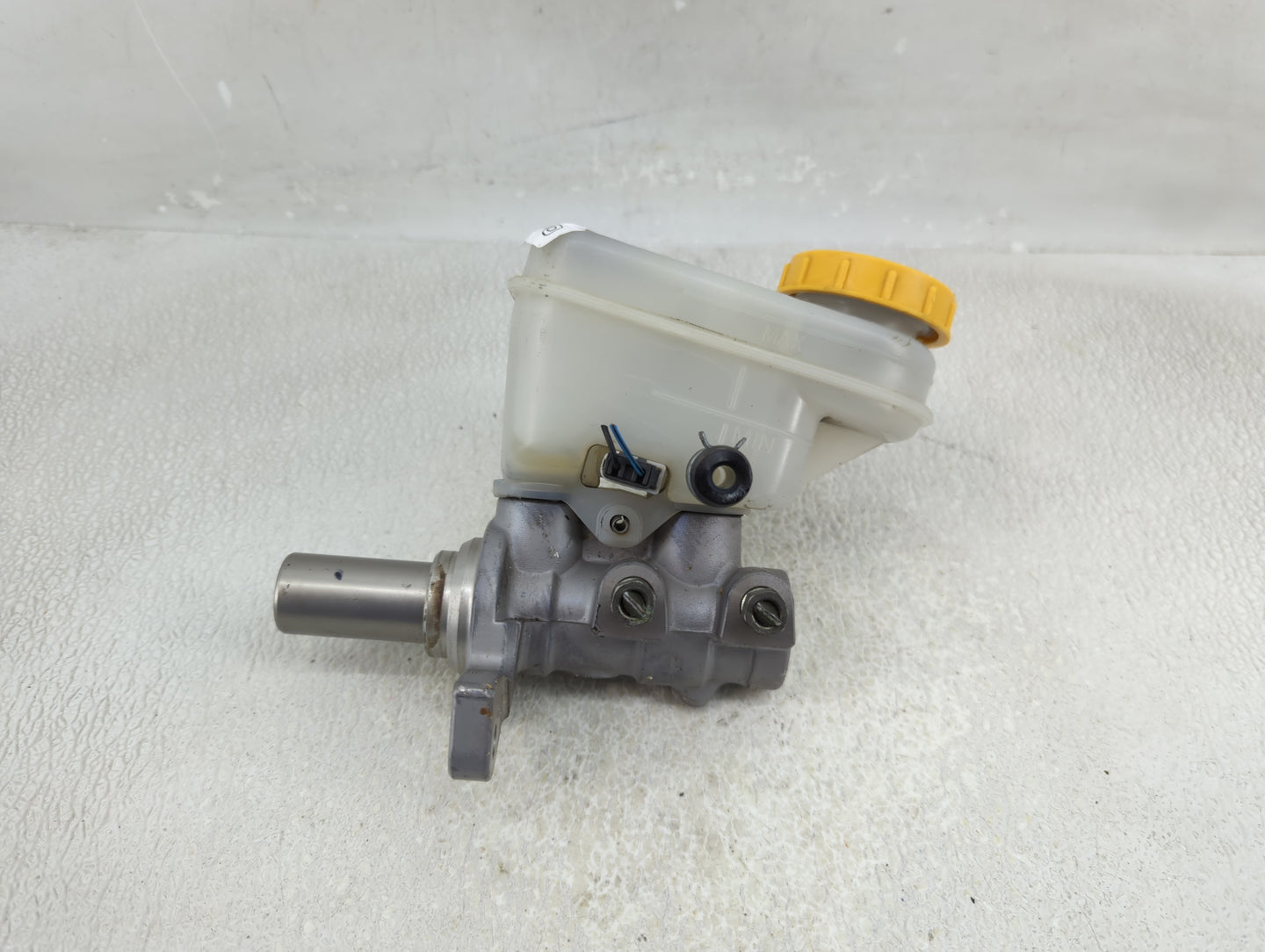 2015-2021 Subaru Wrx Brake Master Cylinder - Oemusedautoparts1.com