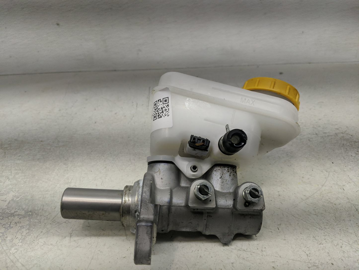 2015-2021 Subaru Wrx Brake Master Cylinder 1312064 - Oemusedautoparts1.com