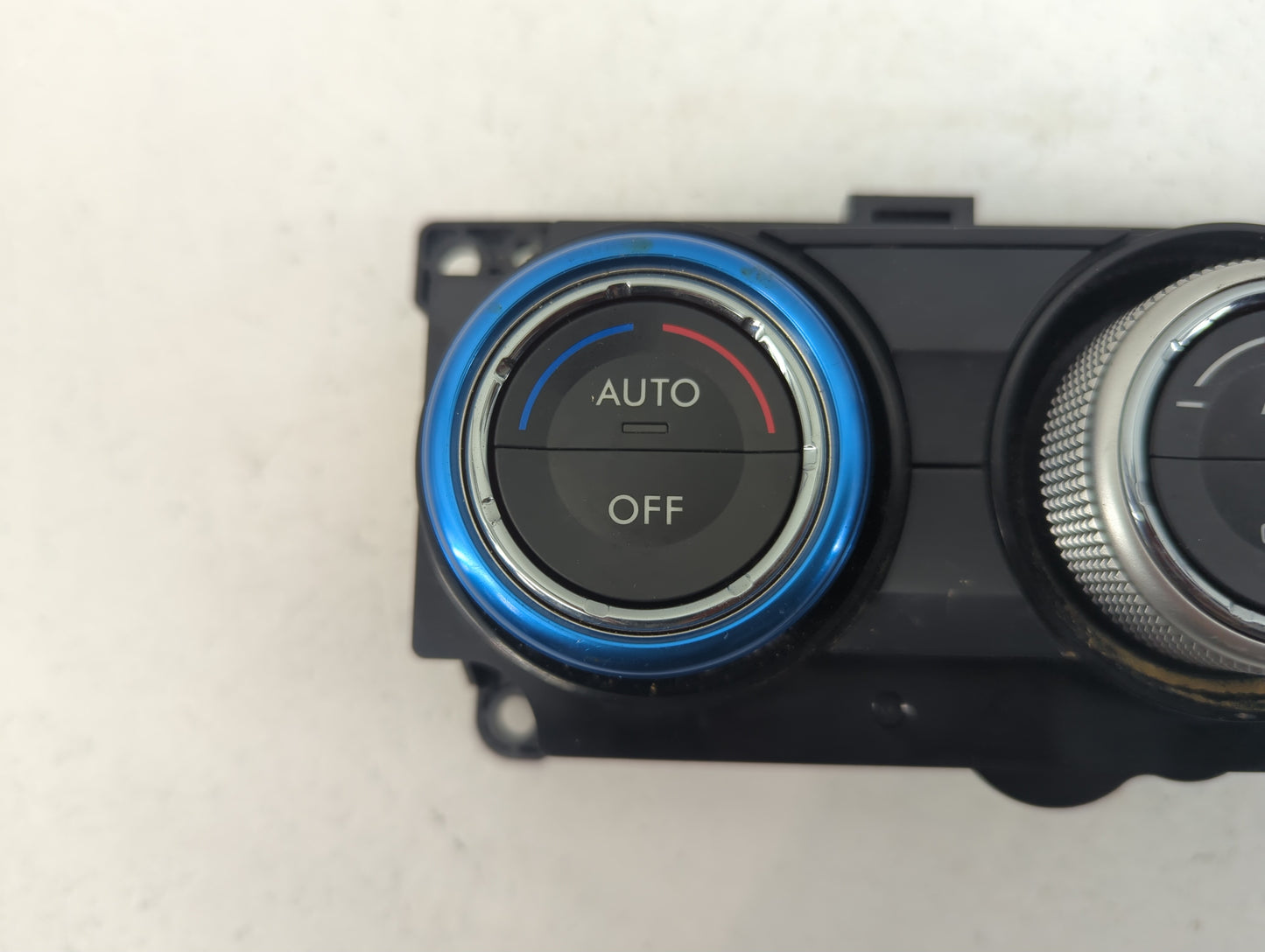 2015 Subaru Wrx Climate Control Module Temperature AC/Heater Replacement P/N:T955457 B 72311VA040 Fits OEM Used Auto Parts -