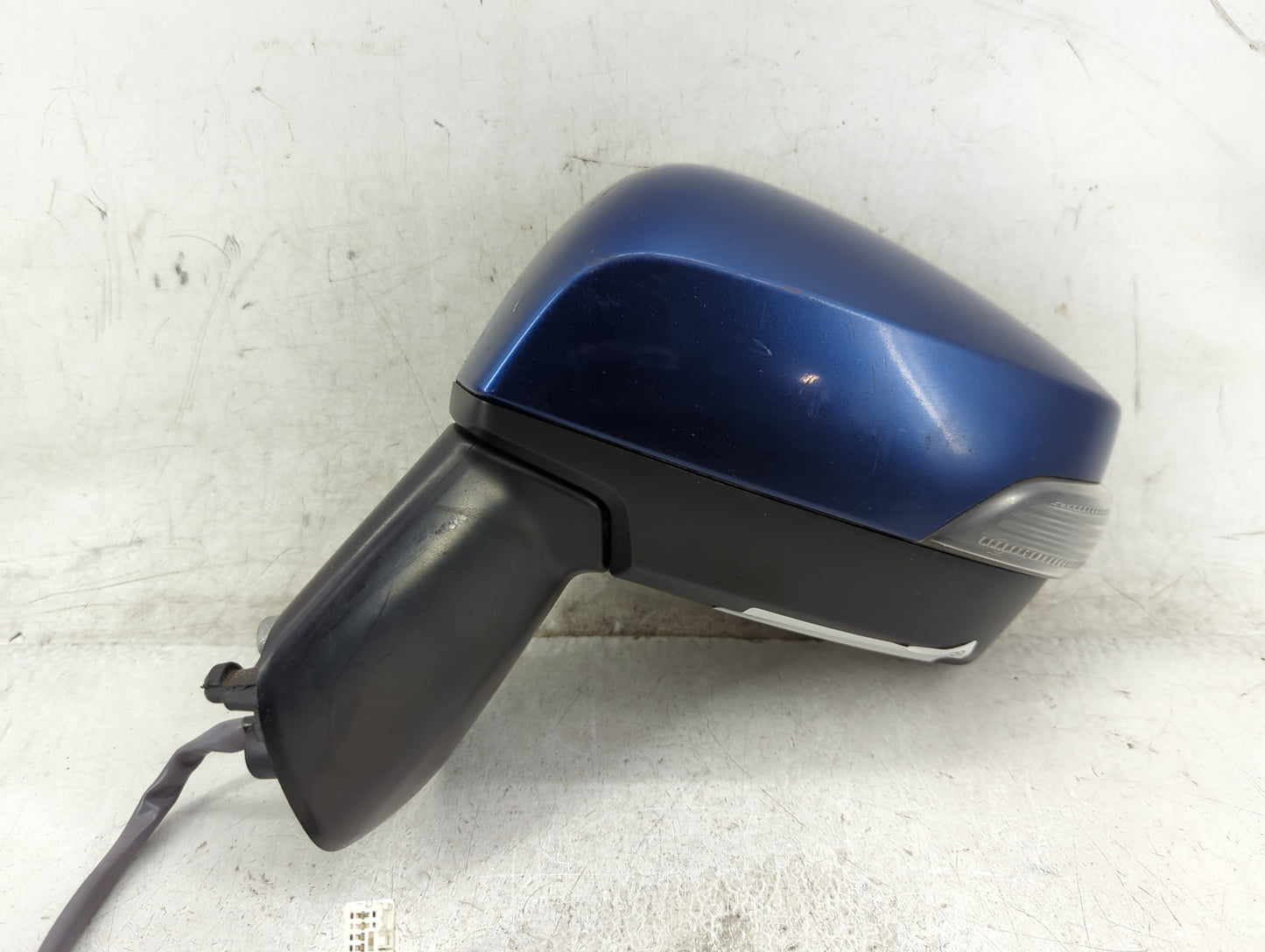 2015 Subaru Wrx Driver Side View Mirror - Left Door Mirror OEM Used - Oemusedautoparts1.com