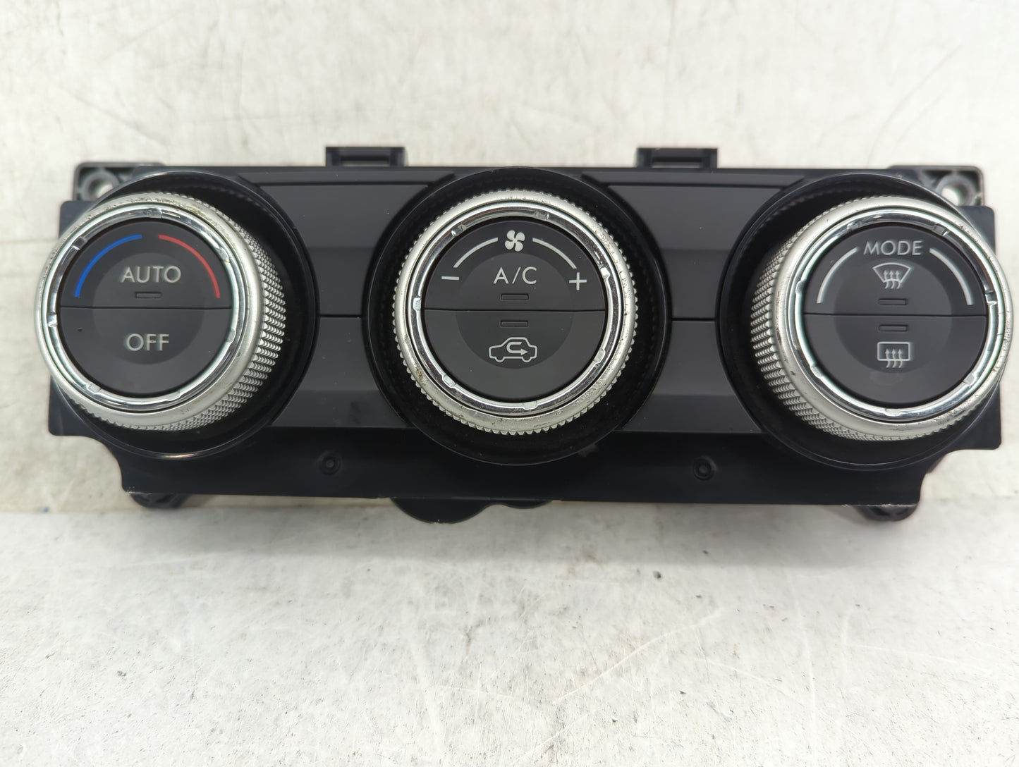 2015 Subaru Wrx Climate Control Module Temperature AC/Heater Replacement P/N:T955457 B 72311VA040 Fits OEM Used Auto Parts -