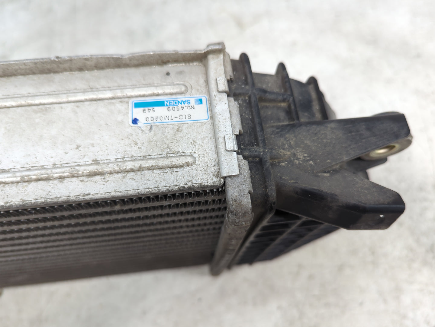 2015-2021 Subaru Wrx Turbo Intercooler 1483908 - Oemusedautoparts1.com