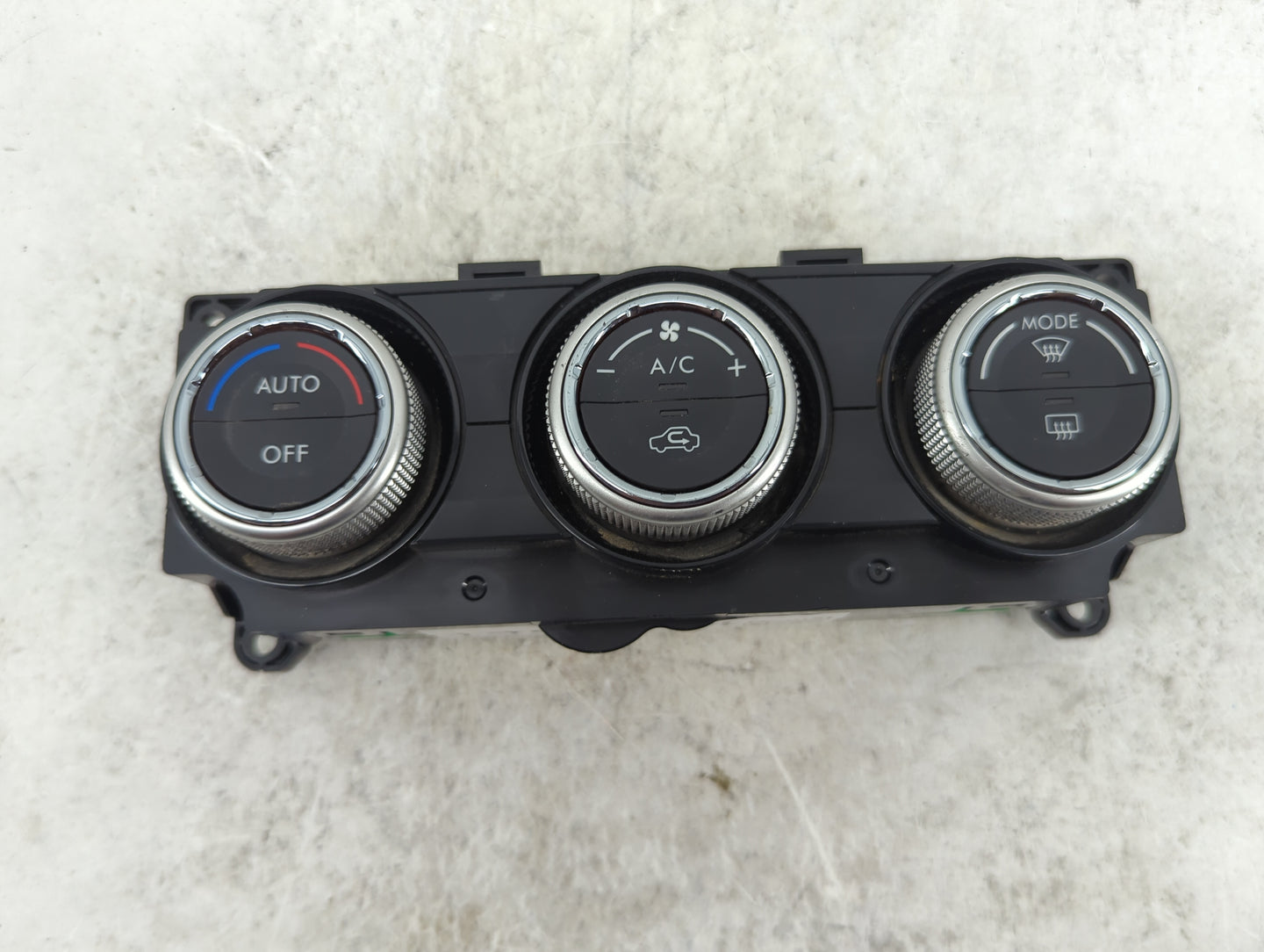 2015 Subaru Wrx Climate Control Module Temperature AC/Heater Replacement P/N:72311VA040 T955457 Fits OEM Used Auto Parts - O