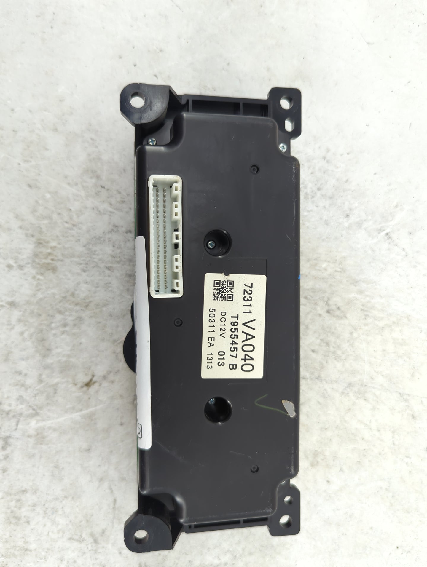 2015 Subaru Wrx Climate Control Module Temperature AC/Heater Replacement P/N:72311VA040 T955457 Fits OEM Used Auto Parts - O
