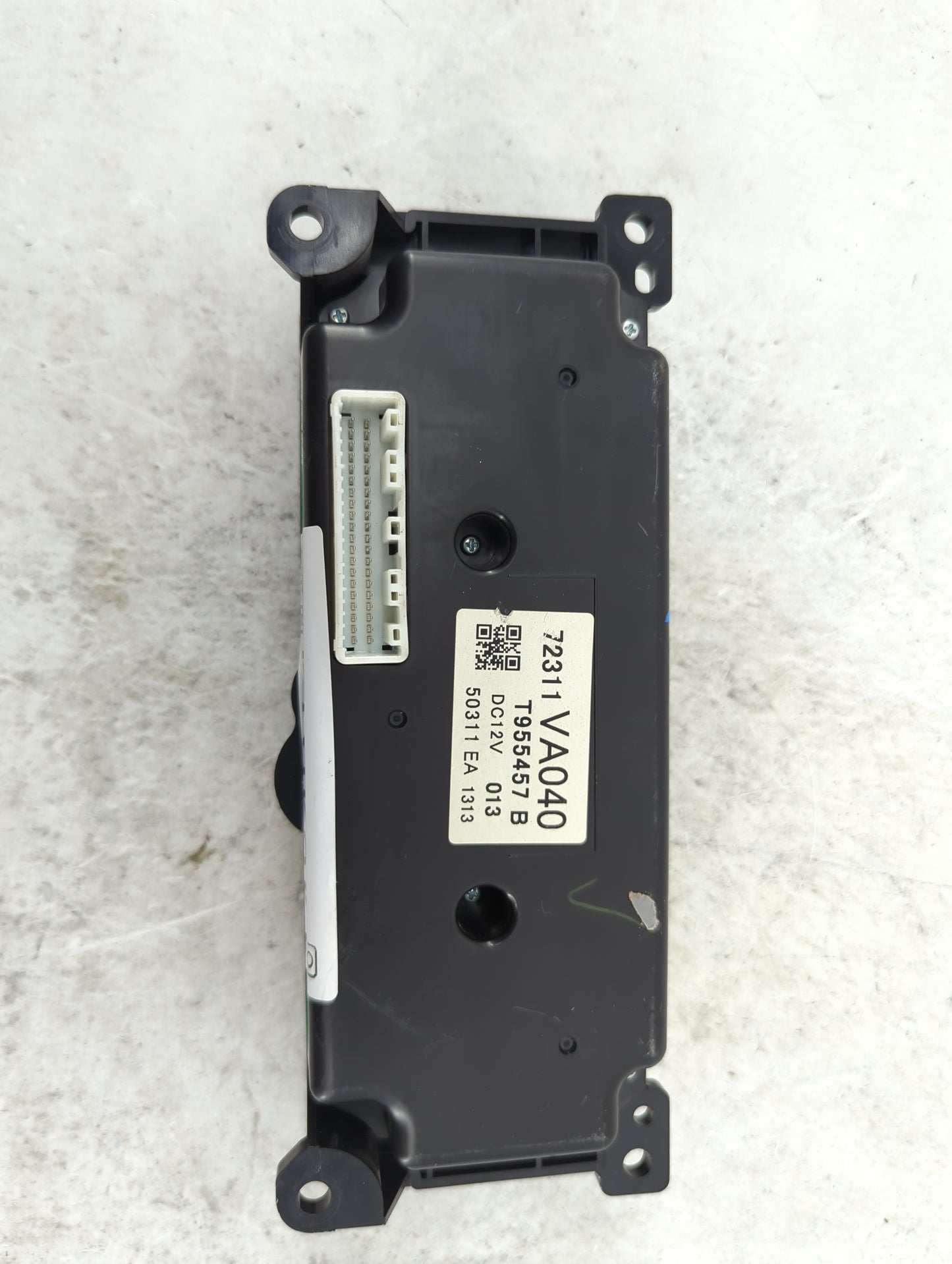 2015 Subaru Wrx Climate Control Module Temperature AC/Heater Replacement P/N:72311VA040 T955457 Fits OEM Used Auto Parts - O