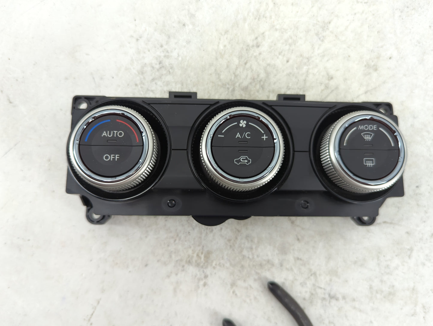 2015 Subaru Wrx Climate Control Module Temperature AC/Heater Replacement P/N:72311VA040 T955457 Fits OEM Used Auto Parts - O