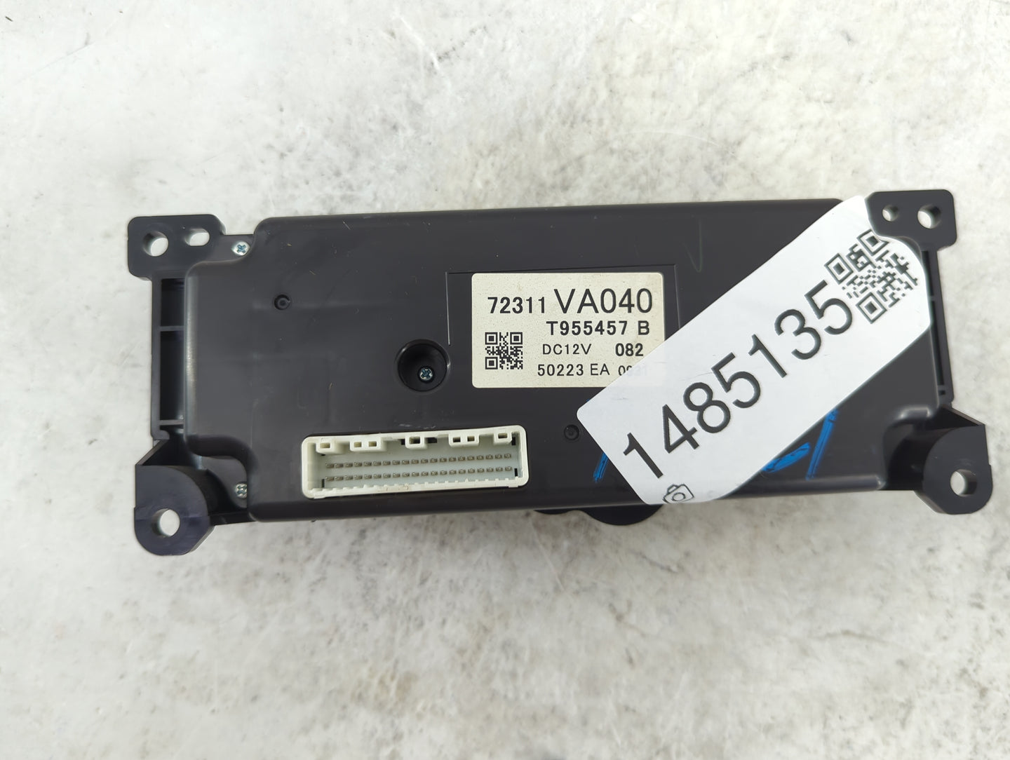 2015 Subaru Wrx Climate Control Module Temperature AC/Heater Replacement P/N:72311VA040 T955457 Fits OEM Used Auto Parts - O