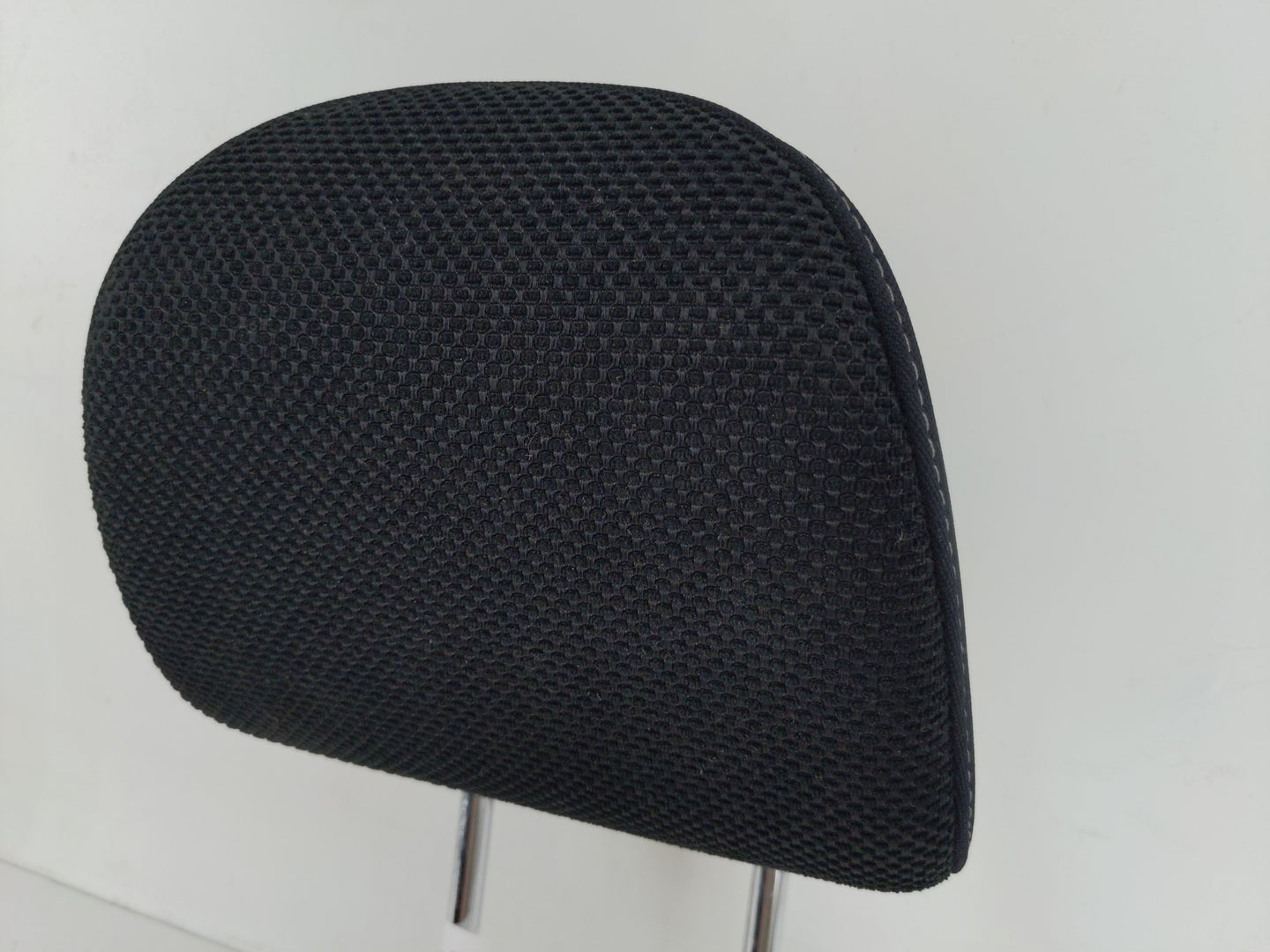 Subaru Xv Headrest Head Rest Front Driver Passenger Seat Black - Oemusedautoparts1.com
