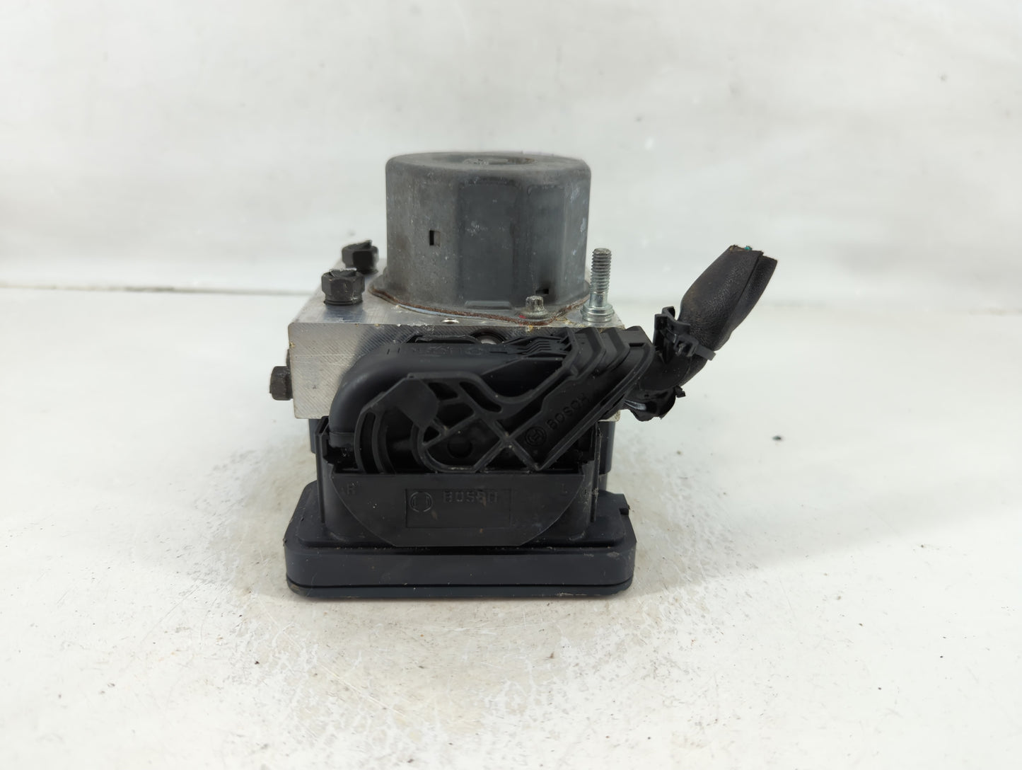 2015 Subaru Xv ABS Pump Control Module Replacement P/N:27536FJ220 Fits Fits 2016 OEM Used Auto Parts - Oemusedautoparts1.com