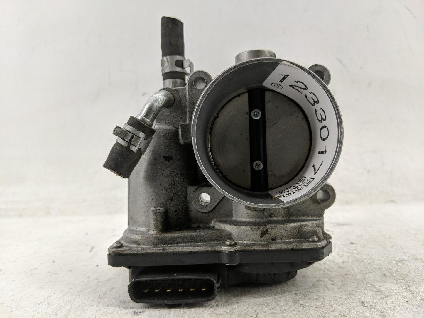 2013-2015 Subaru Xv Throttle Body P/N:16112AA380 Fits Fits 2011 2012 2013 2014 2015 2016 2017 2018 OEM Used Auto Parts - Oem