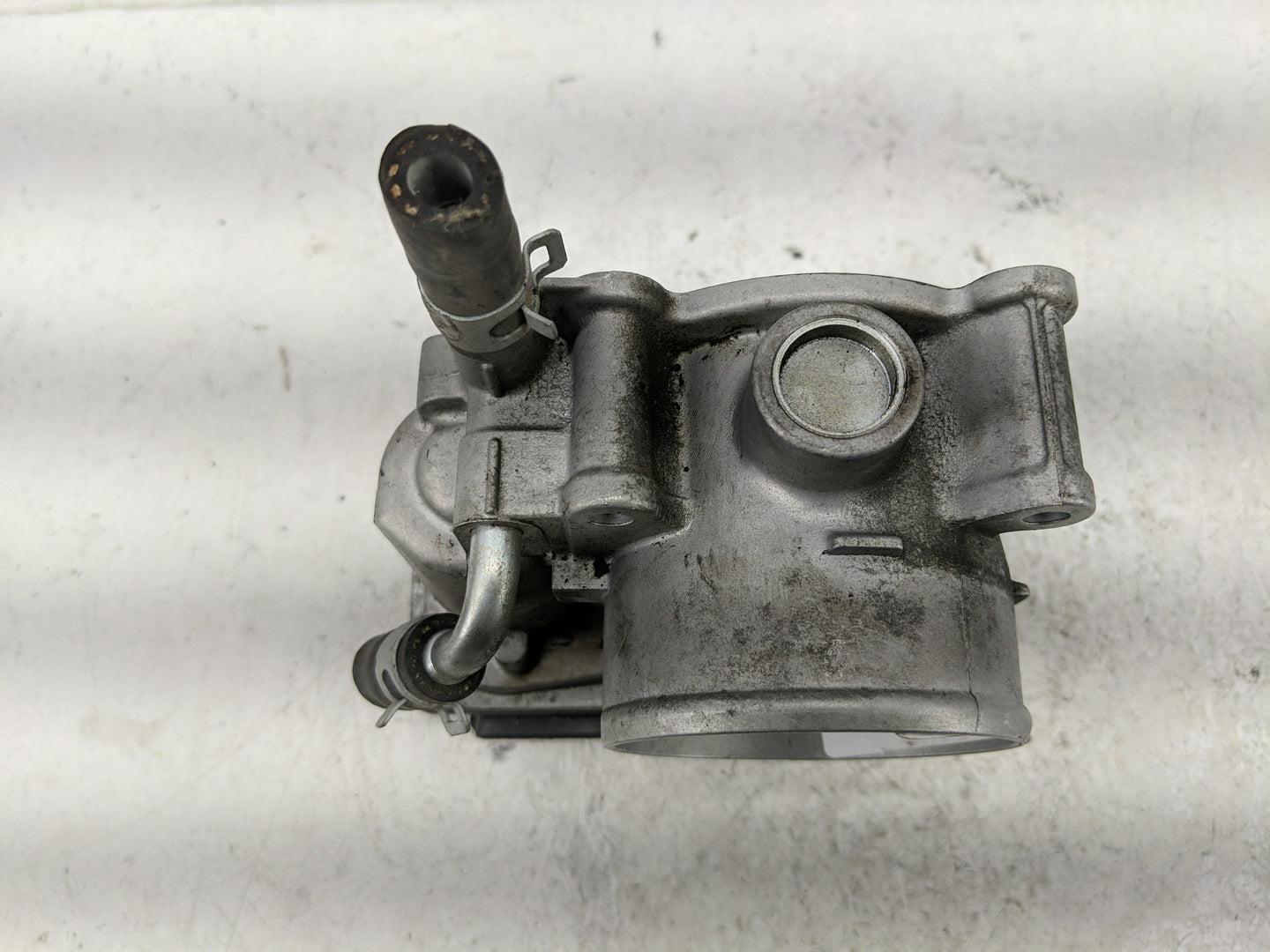 2013-2015 Subaru Xv Throttle Body P/N:16112AA380 Fits Fits 2011 2012 2013 2014 2015 2016 2017 2018 OEM Used Auto Parts - Oem