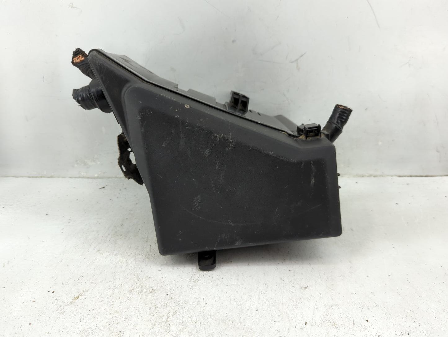 2015 Subaru Xv Fusebox Fuse Box Panel Relay Module P/N:MB100200B Fits OEM Used Auto Parts - Oemusedautoparts1.com