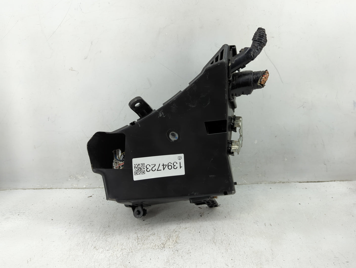 2015 Subaru Xv Fusebox Fuse Box Panel Relay Module P/N:MB100200B Fits OEM Used Auto Parts - Oemusedautoparts1.com