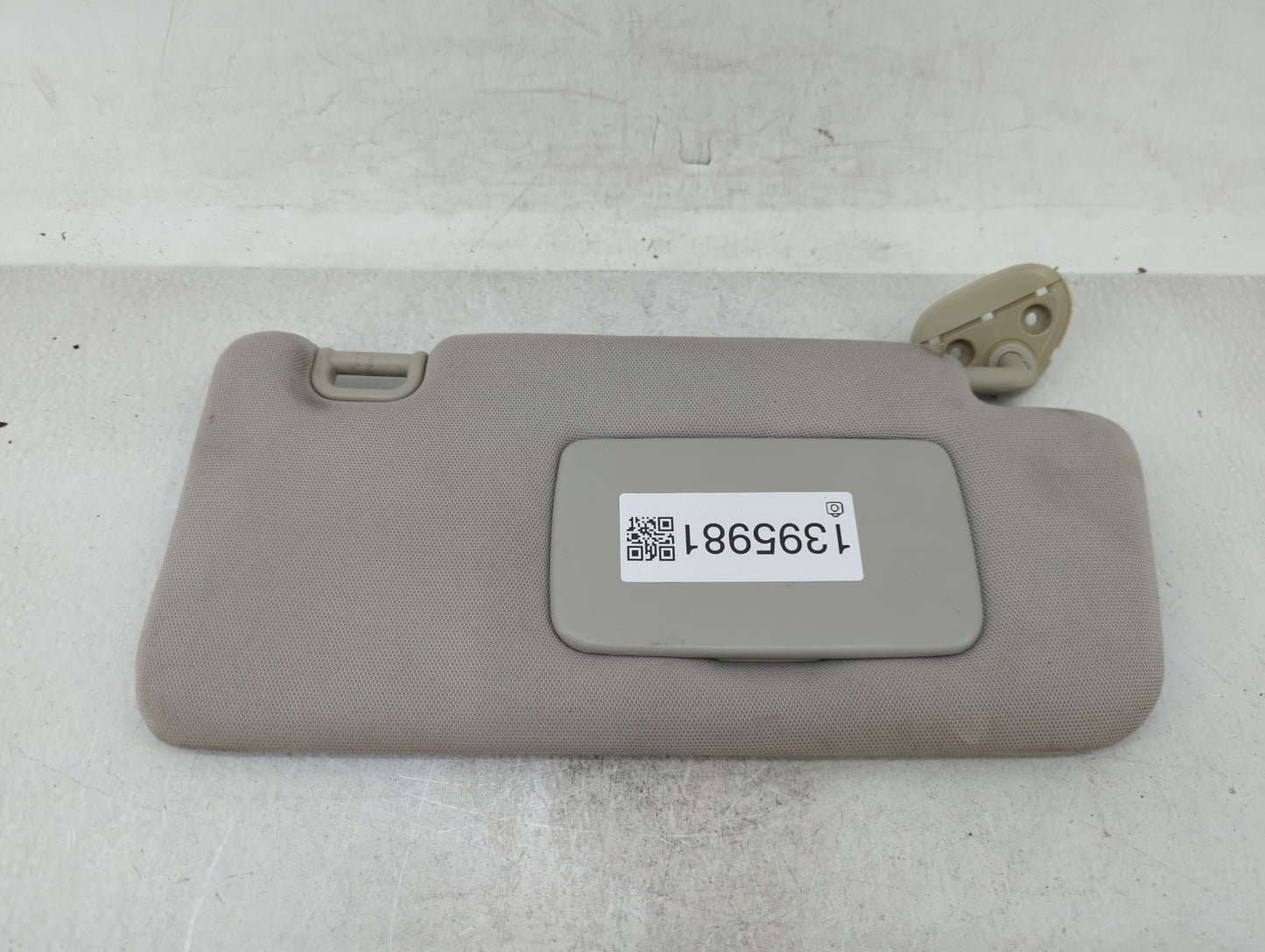 2015 Subaru Xv Sun Visor Shade Replacement Passenger Right Mirror Fits Fits 2016 OEM Used Auto Parts - Oemusedautoparts1.com