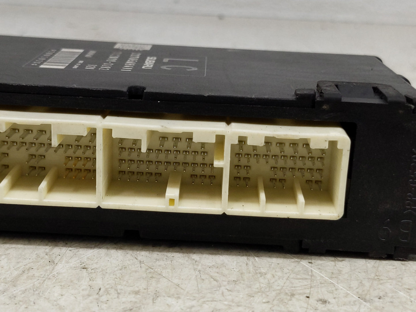 2015 Subaru Xv PCM Engine Control Computer ECU ECM PCU OEM P/N:22765AH491 Fits OEM Used Auto Parts - Oemusedautoparts1.com