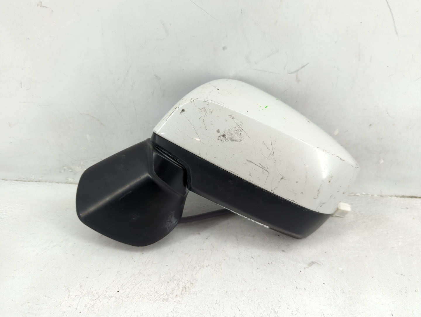 2015 Subaru Xv Driver Side View Mirror - Left Door Mirror OEM Used - Oemusedautoparts1.com