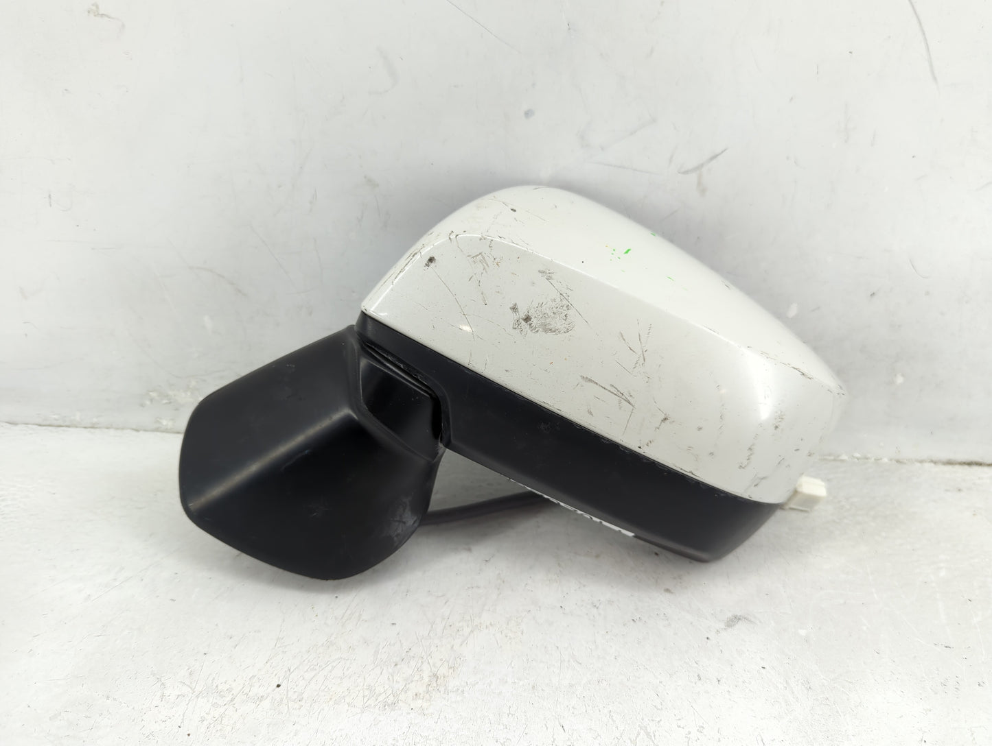 2015 Subaru Xv Driver Side View Mirror - Left Door Mirror OEM Used - Oemusedautoparts1.com