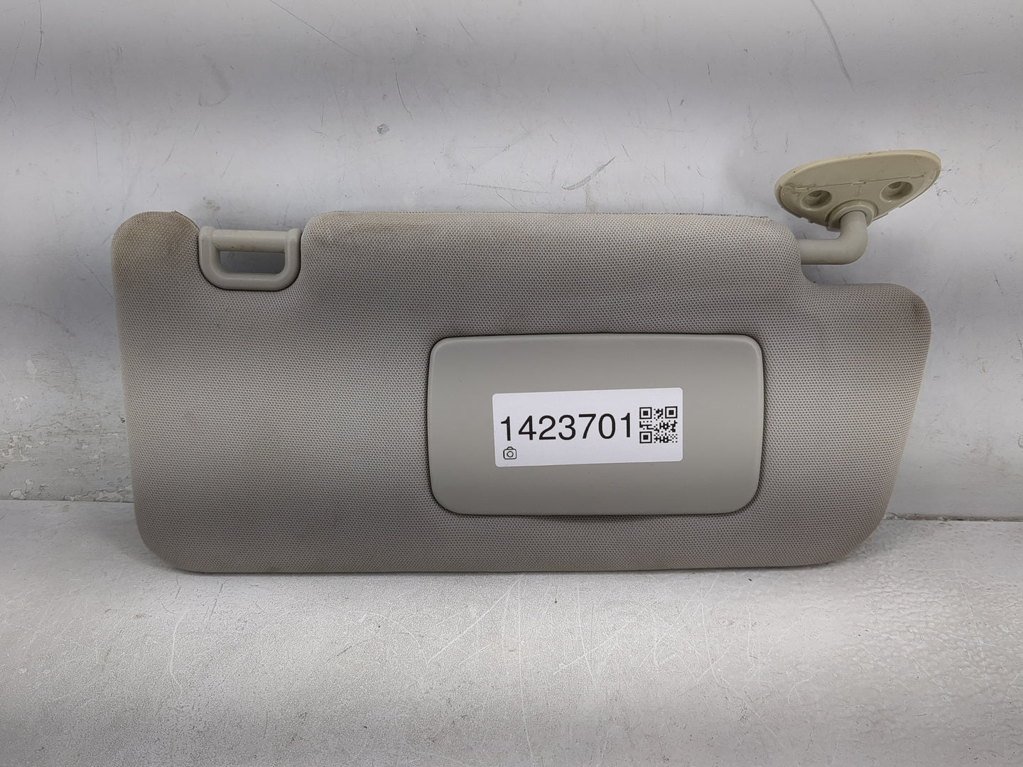 2015 Subaru Xv Sun Visor Shade Replacement Passenger Right Mirror Fits Fits 2016 OEM Used Auto Parts - Oemusedautoparts1.com