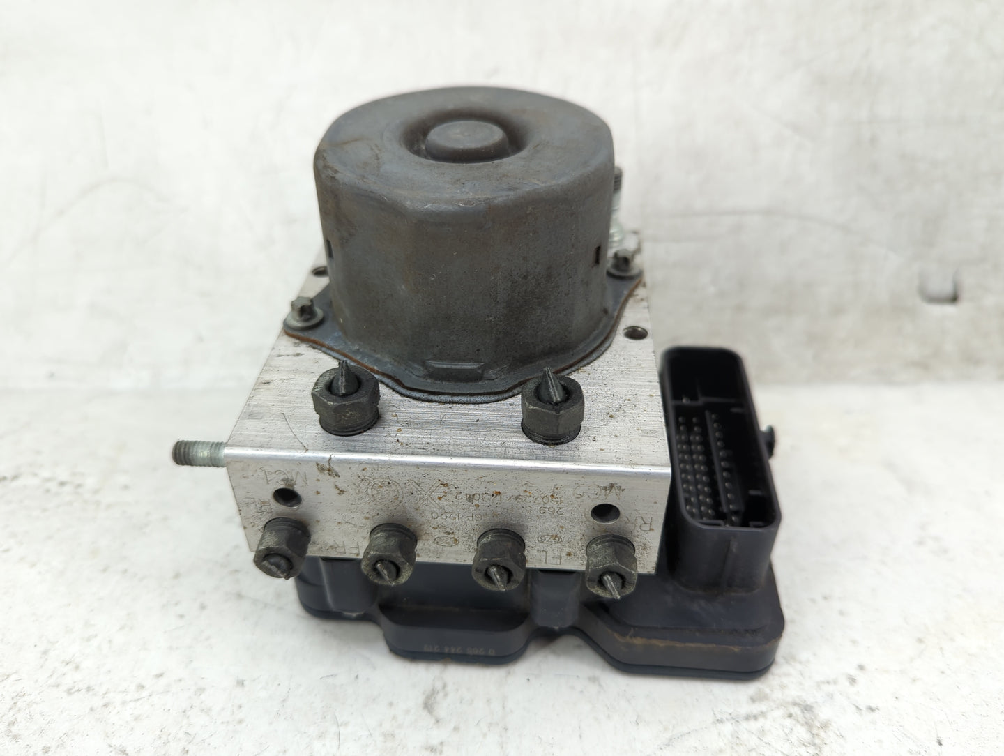 2015 Subaru Xv ABS Pump Control Module Replacement P/N:269535 15072974304_2, 0265244319 Fits Fits 2016 OEM Used Auto Parts -