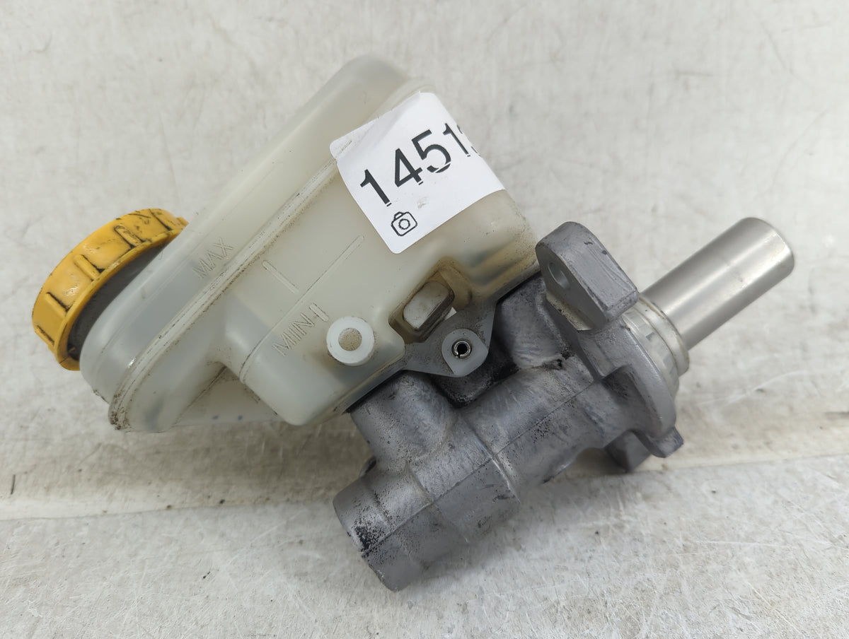 Subaru Xv Brake Master Cylinder 1451312 - Oemusedautoparts1.com