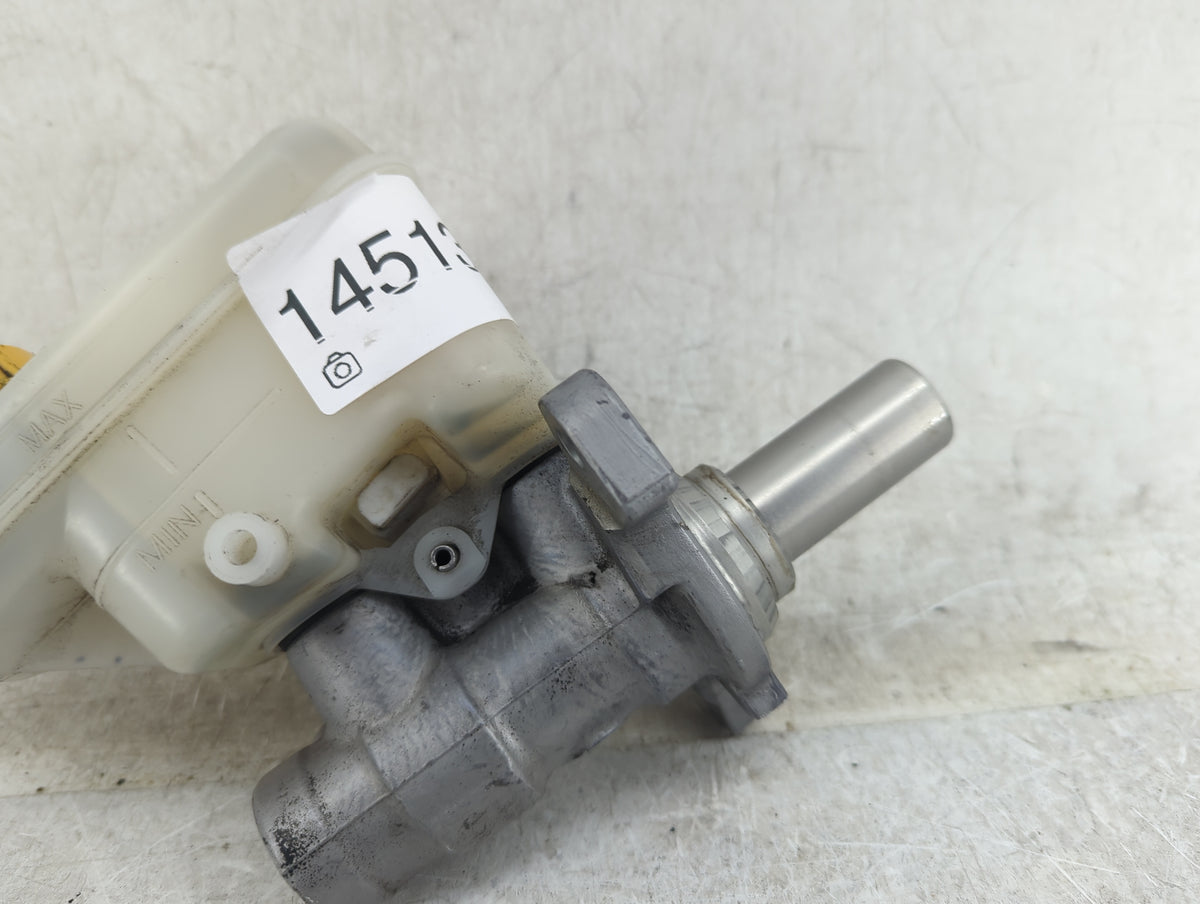 Subaru Xv Brake Master Cylinder 1451312 - Oemusedautoparts1.com