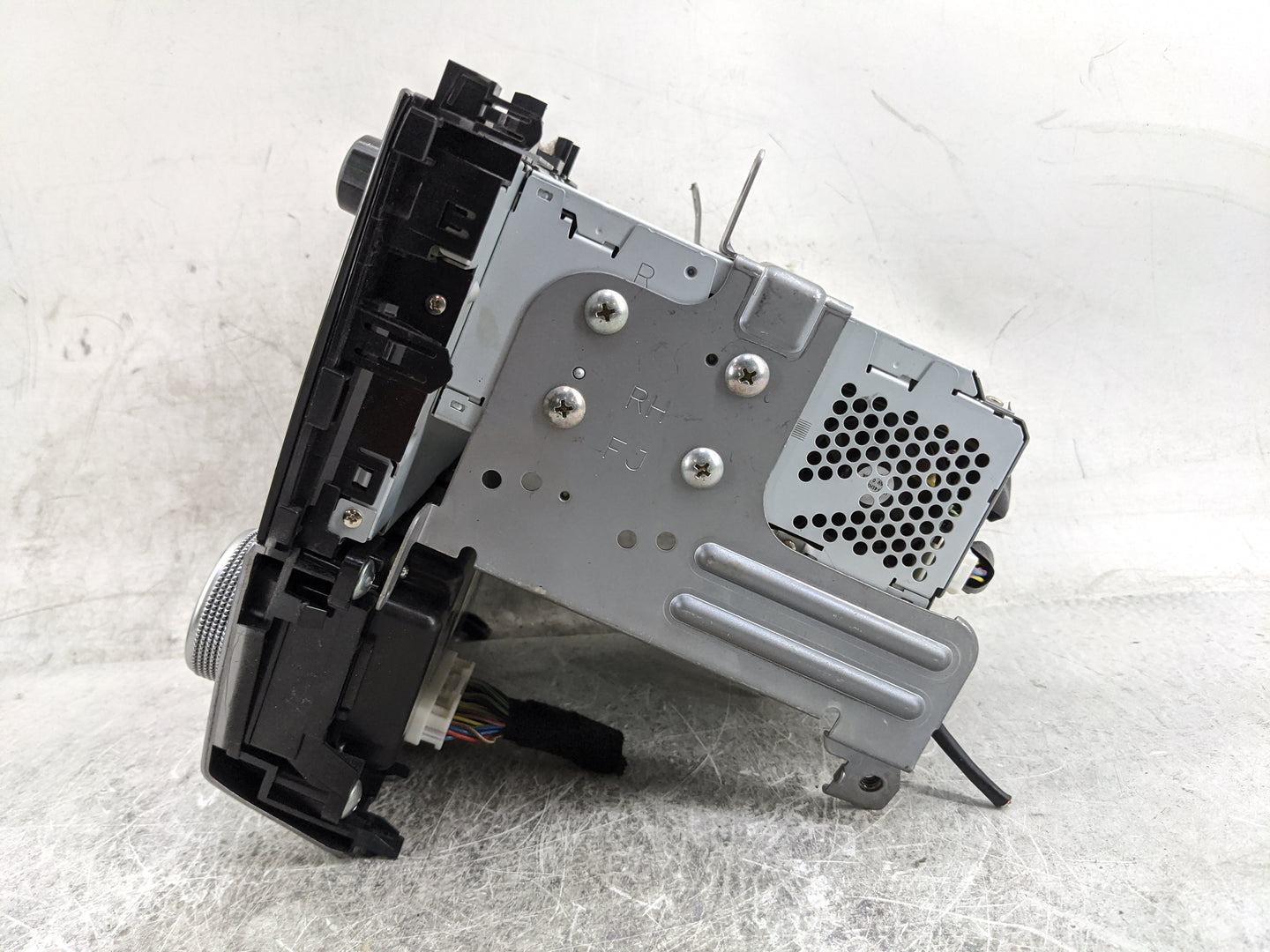 2015 Subaru Xv Climate Control Module Temperature AC/Heater Replacement P/N:72311FJ620 86271FJ630, 138000-7450E101 Fits Fits