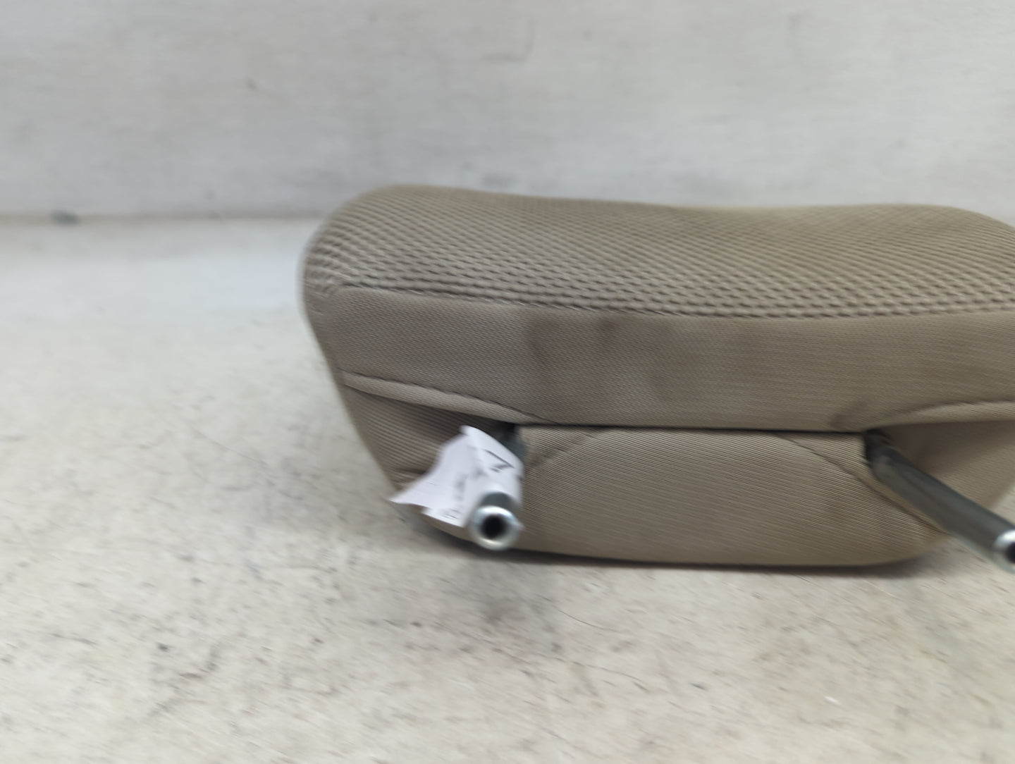 2013-2015 Subaru Xv Headrest Head Rest Rear Seat Fits Fits 2012 2013 2014 2015 2016 OEM Used Auto Parts - Oemusedautoparts1.