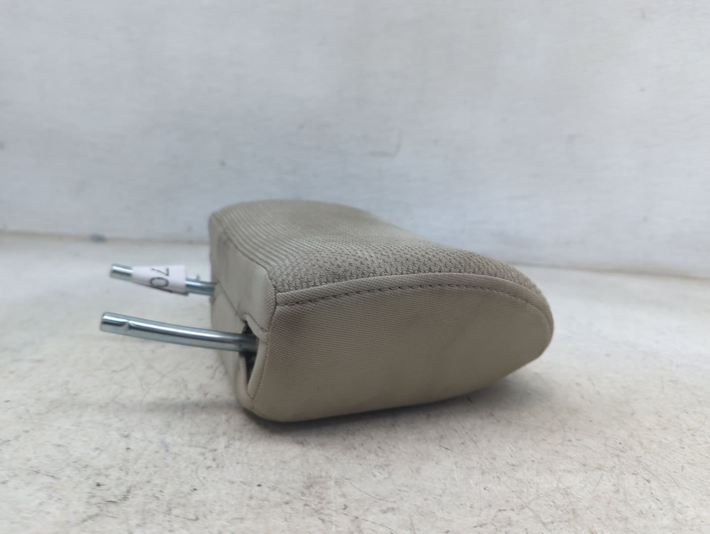 2013-2015 Subaru Xv Headrest Head Rest Rear Seat Fits Fits 2012 2013 2014 2015 2016 OEM Used Auto Parts - Oemusedautoparts1.