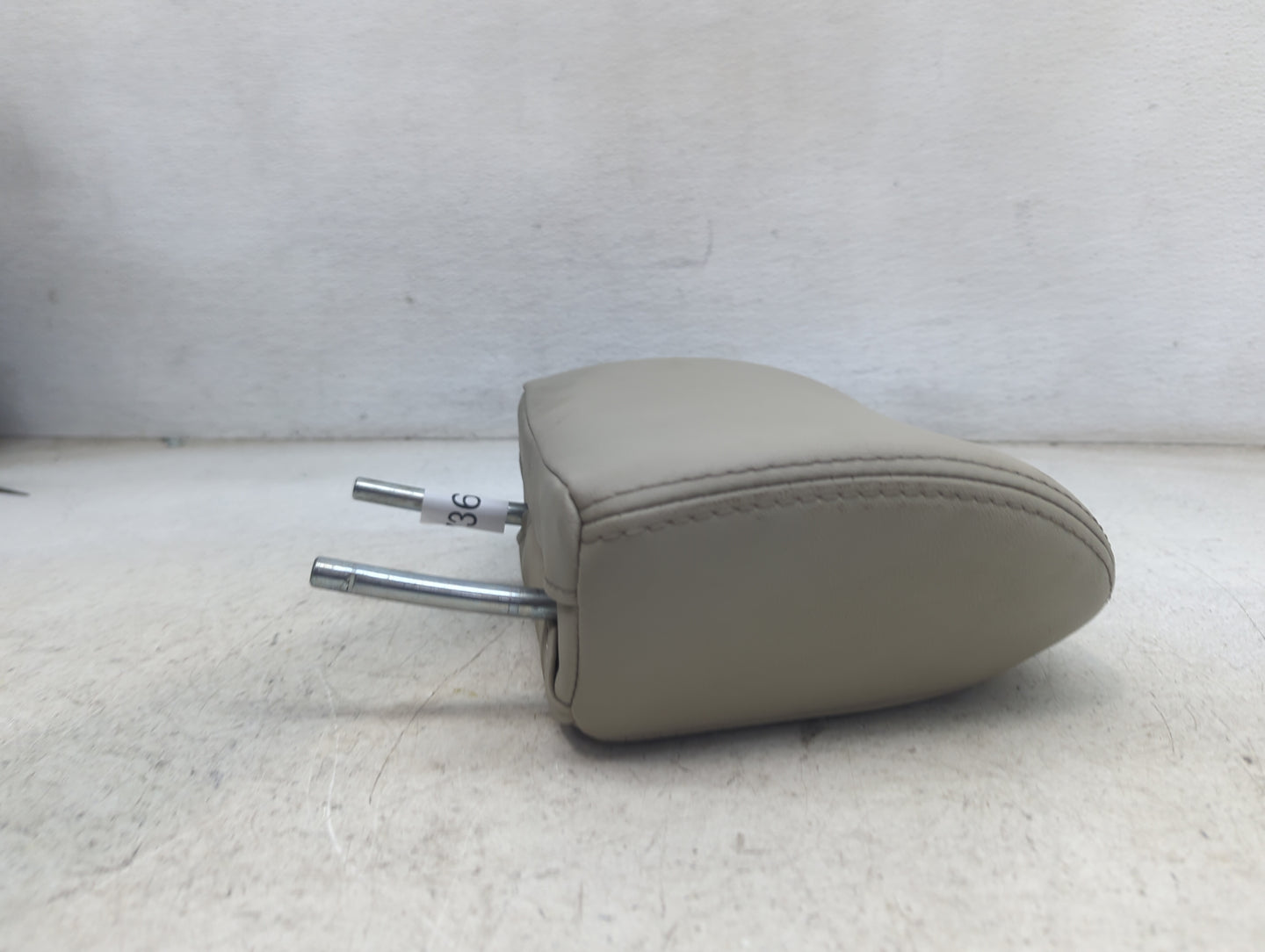 2015 Subaru Xv Headrest Head Rest Rear Seat Fits OEM Used Auto Parts - Oemusedautoparts1.com