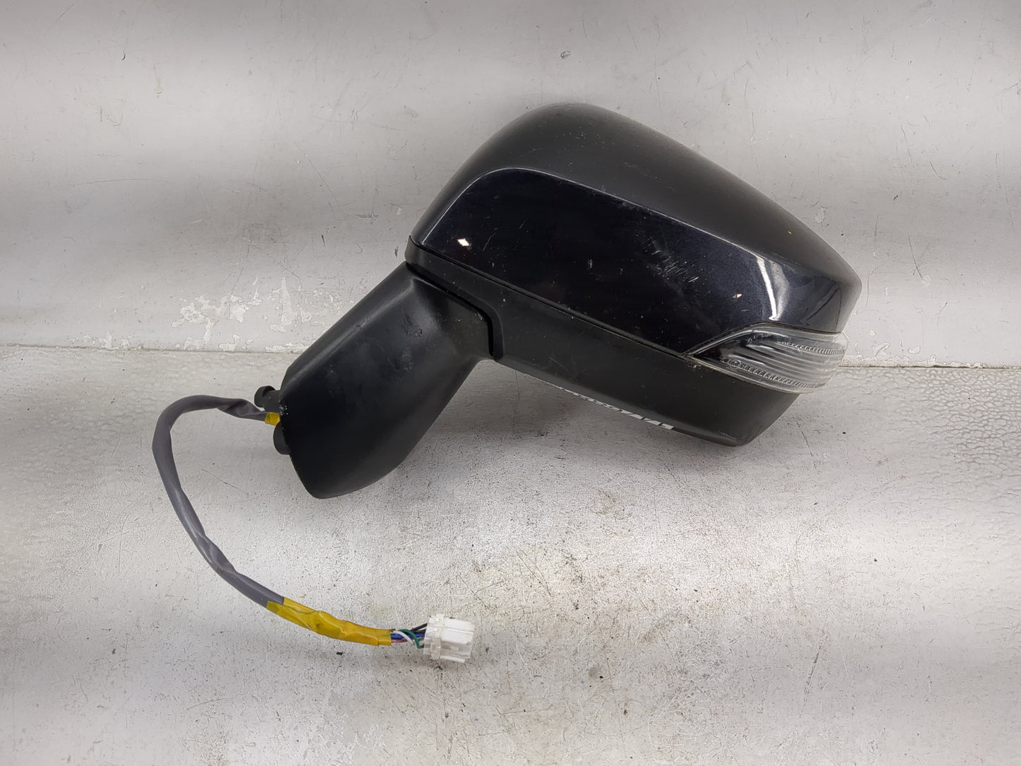 2015 Subaru Xv Driver Side View Mirror - Left Door Mirror OEM Used - Oemusedautoparts1.com
