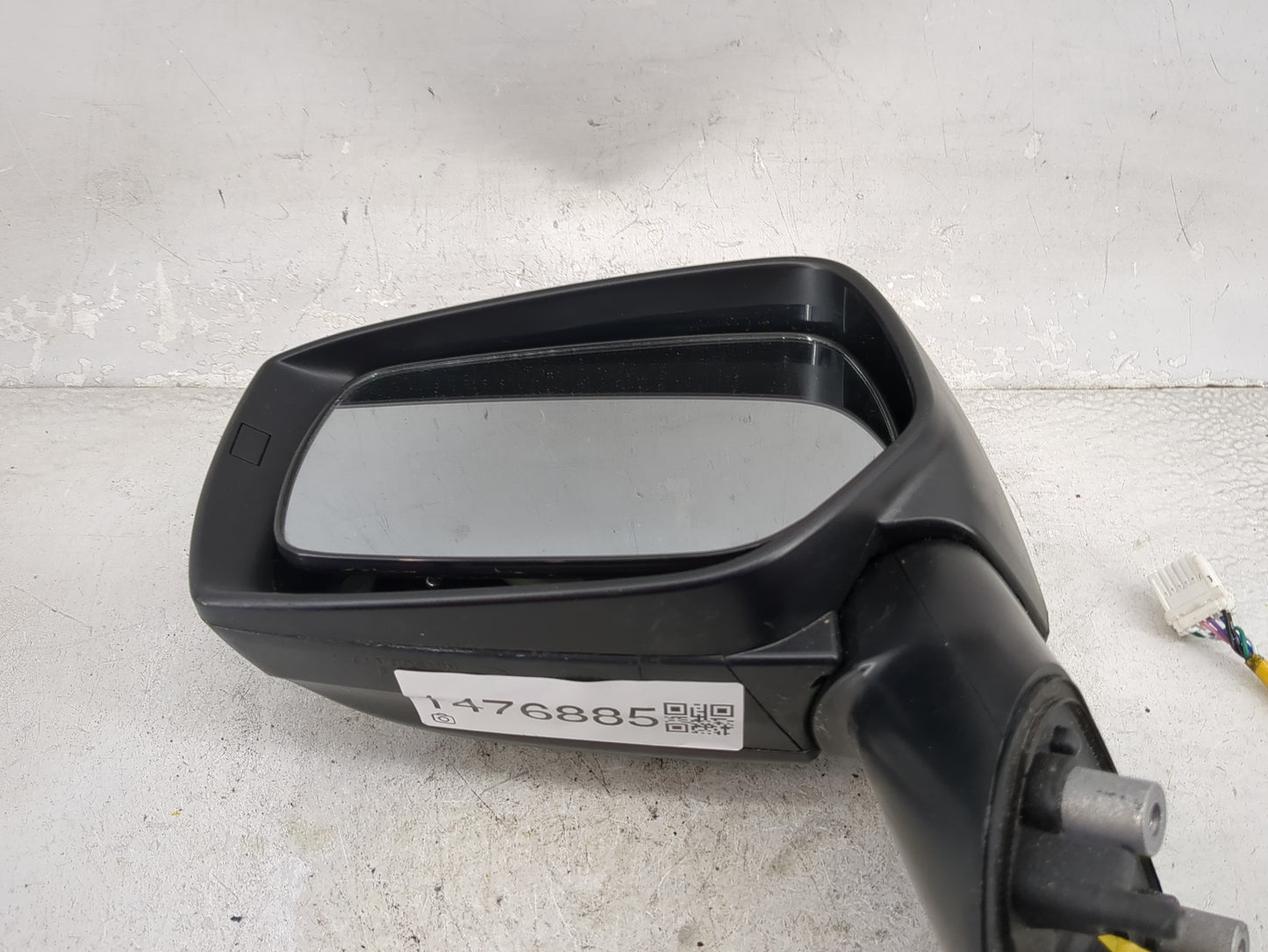 2015 Subaru Xv Driver Side View Mirror - Left Door Mirror OEM Used - Oemusedautoparts1.com