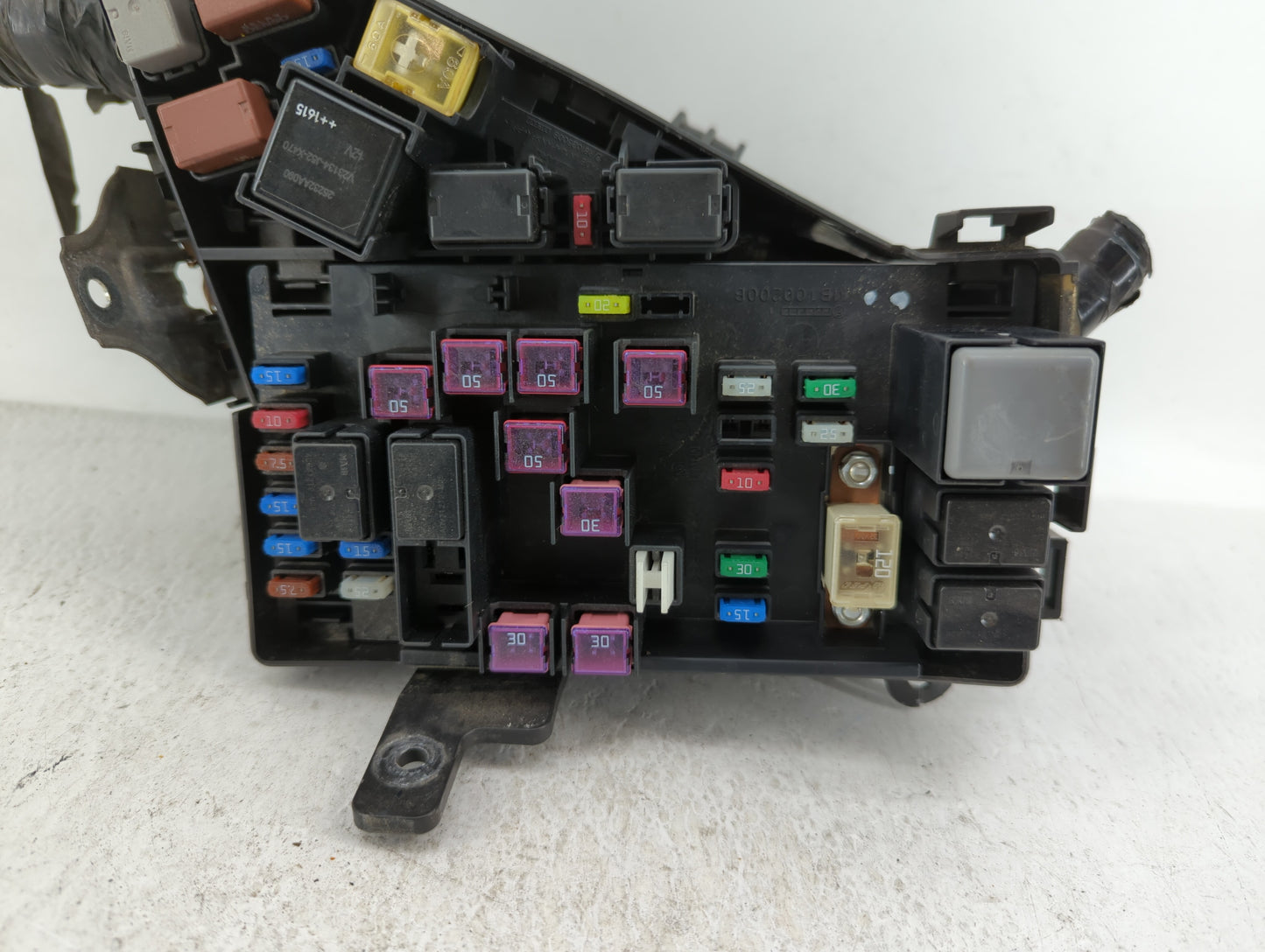 2015 Subaru Xv Fusebox Fuse Box Panel Relay Module P/N:MB100200B MB502096B, 82241FG010, 241FG010 Fits Fits 2008 2009 2010 20