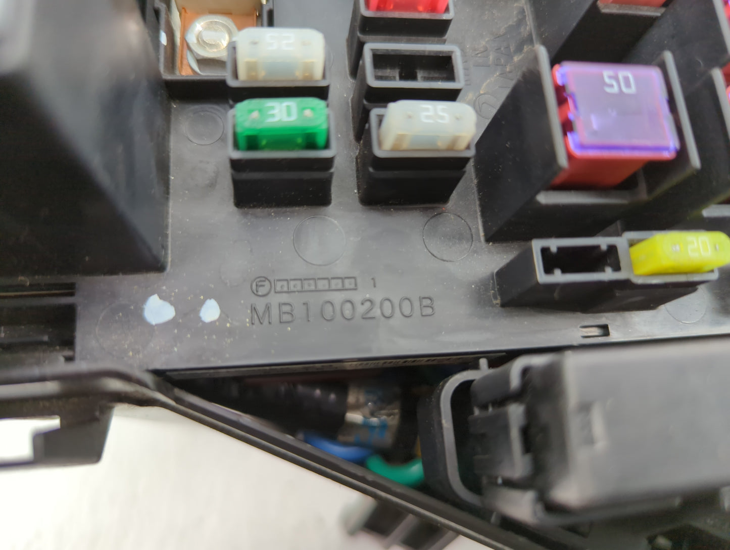 2015 Subaru Xv Fusebox Fuse Box Panel Relay Module P/N:MB100200B MB502096B, 82241FG010, 241FG010 Fits Fits 2008 2009 2010 20