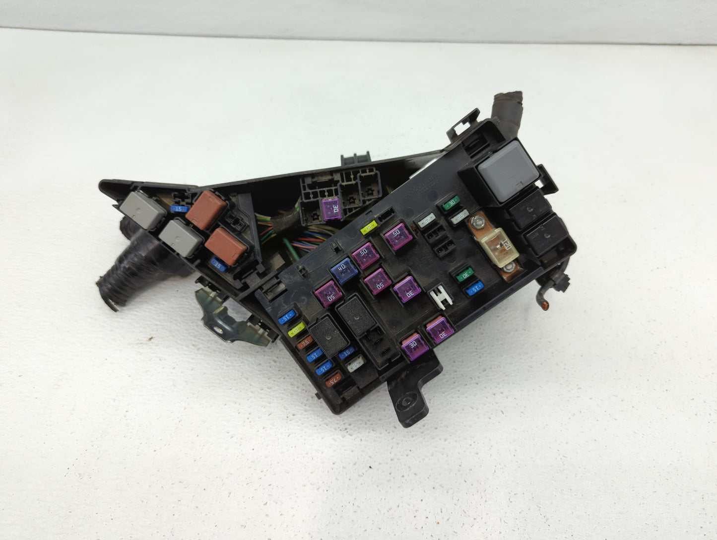 2015 Subaru Xv Fusebox Fuse Box Panel Relay Module P/N:MB100200B MB502096B, 82241FG010, 241FG010 Fits Fits 2008 2009 2010 20