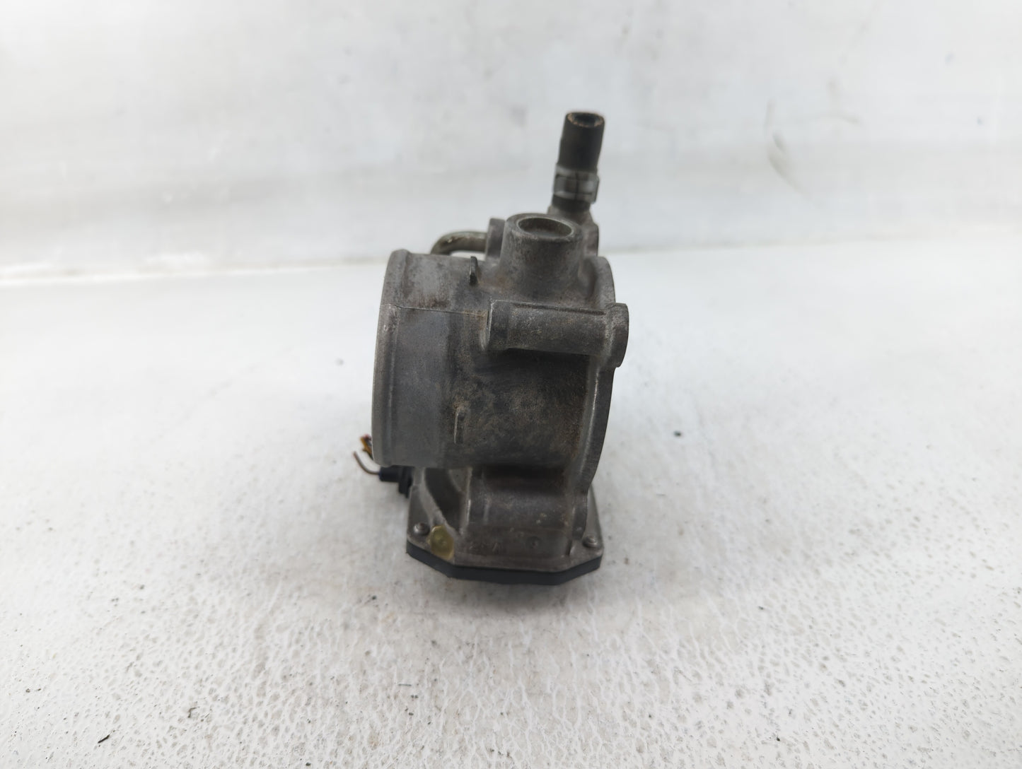 2013-2015 Subaru Xv Throttle Body P/N:16112AA380 Fits Fits 2011 2012 2013 2014 2015 2016 2017 2018 OEM Used Auto Parts - Oem