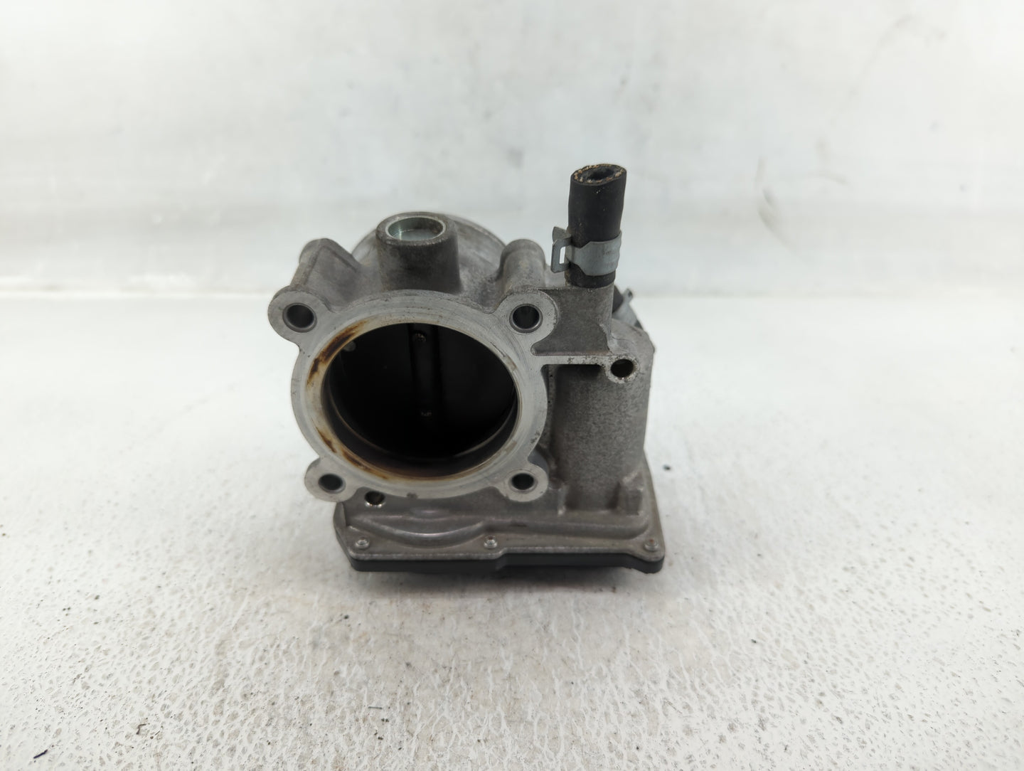 2013-2015 Subaru Xv Throttle Body P/N:16112AA380 Fits Fits 2011 2012 2013 2014 2015 2016 2017 2018 OEM Used Auto Parts - Oem