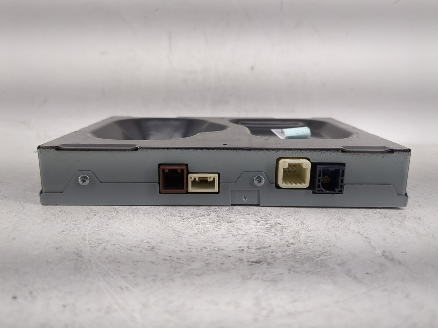 2014-2018 Toyota Avalon Radio AM FM Cd Player Receiver Replacement P/N:86180-0E011 Fits OEM Used Auto Parts - Oemusedautopar