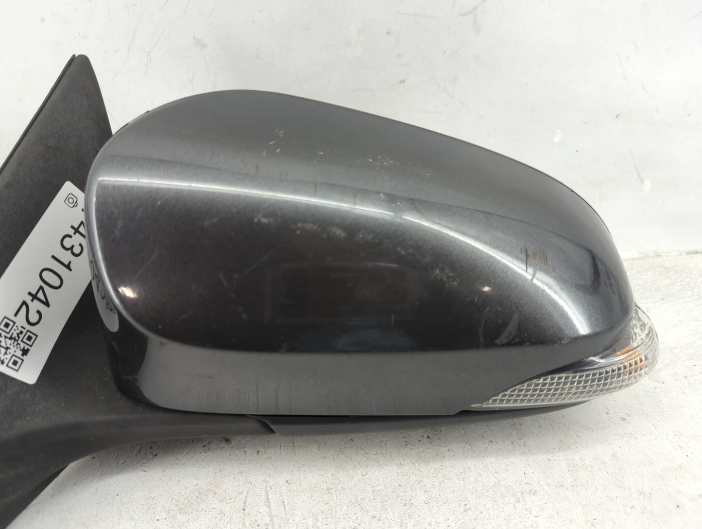2013-2018 Toyota Avalon Driver Side View Mirror - Left Door Mirror OEM Used - Oemusedautoparts1.com