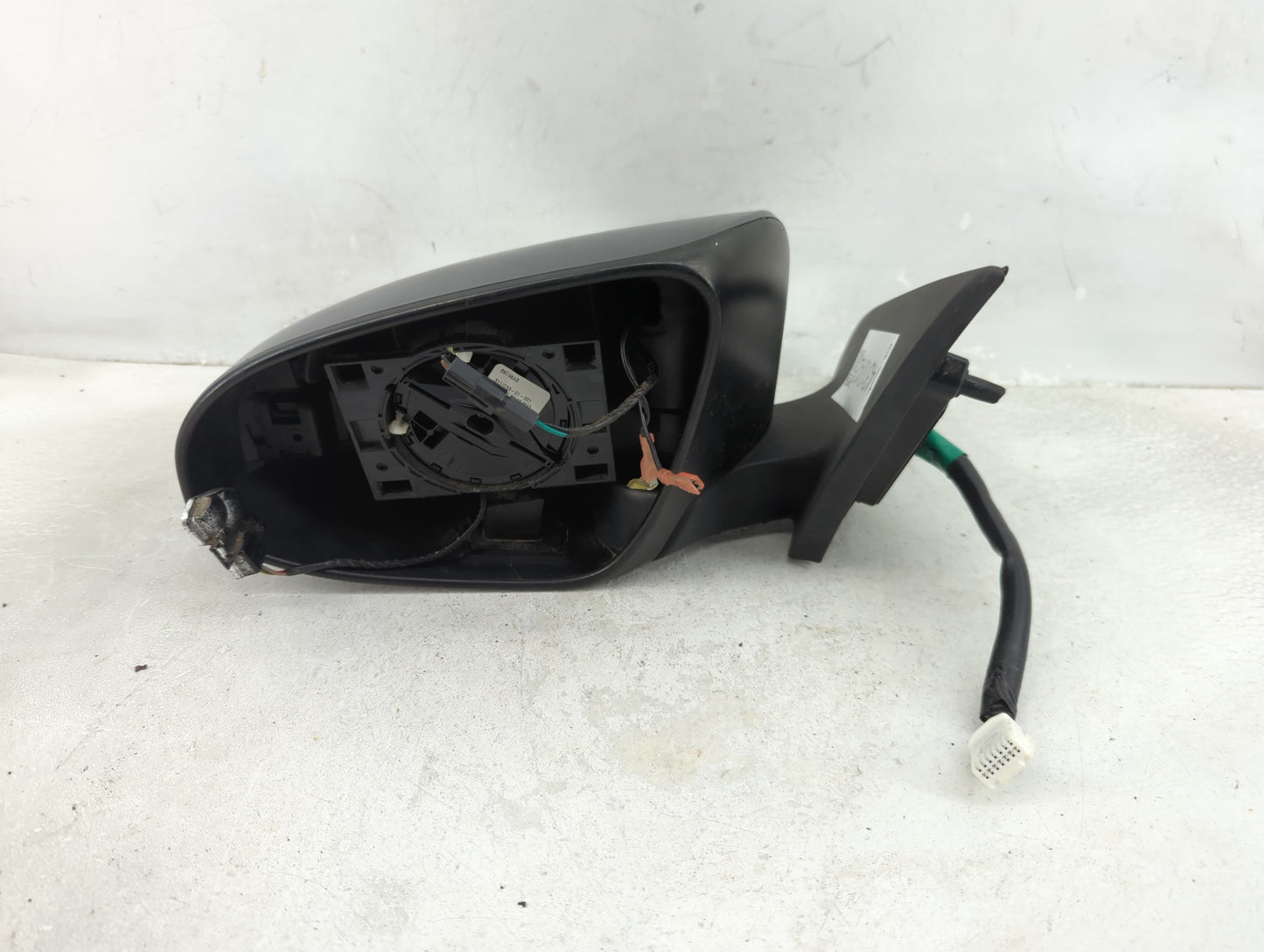 2013-2018 Toyota Avalon Driver Side View Mirror - Left Door Mirror OEM Used - Oemusedautoparts1.com