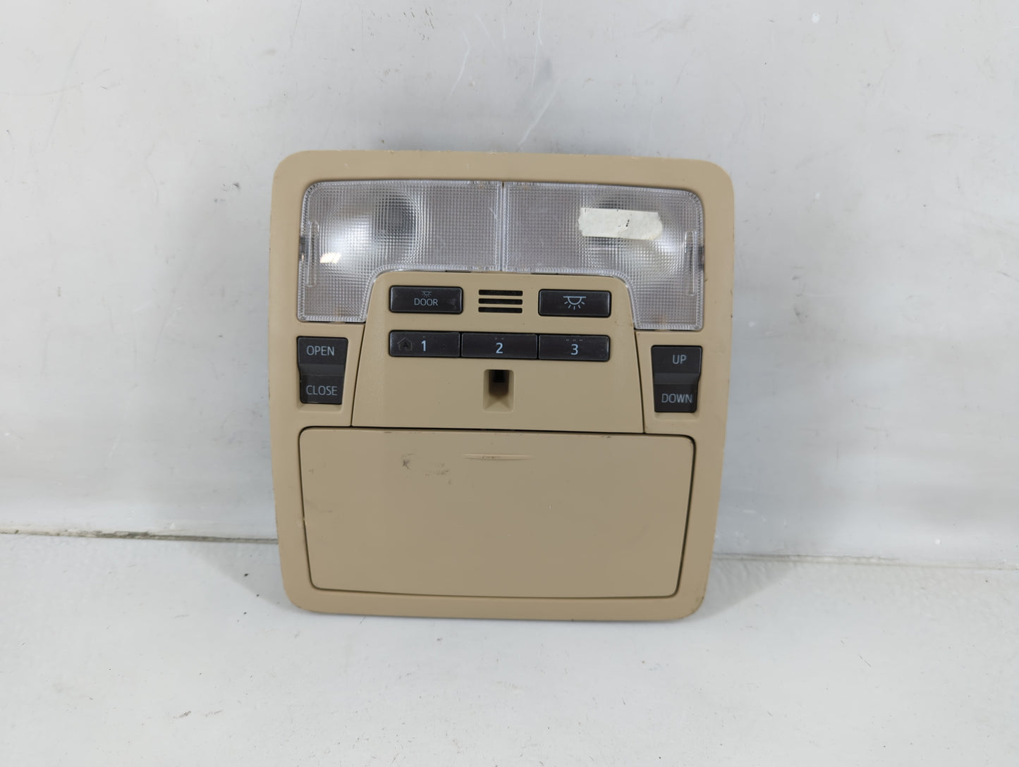 2015 Toyota Camry Overhead Roof Console - Oemusedautoparts1.com
