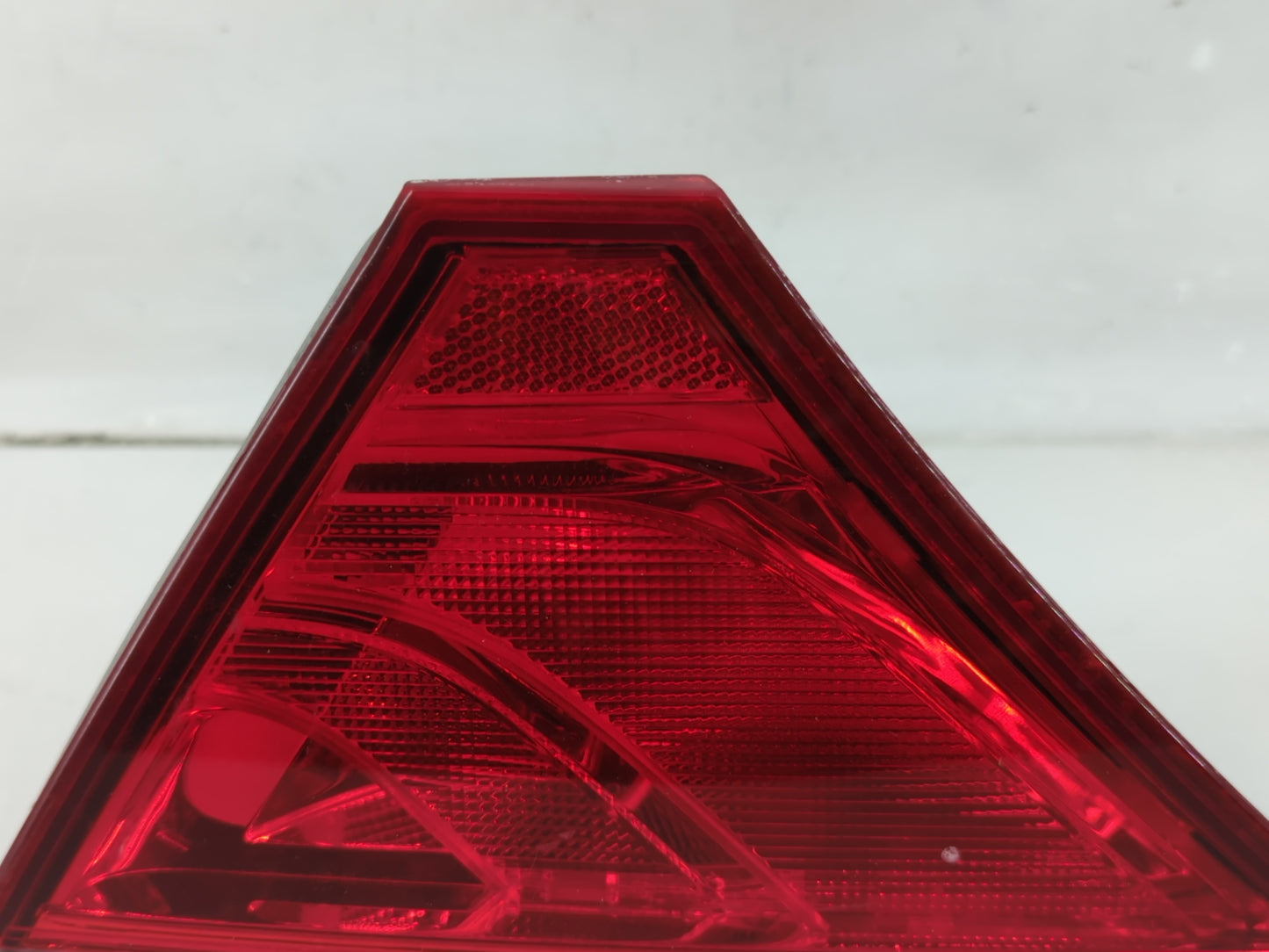 2015-2017 Toyota Camry Tail Light Assembly Passenger Right OEM Fits Fits 2015 2016 2017 OEM Used Auto Parts - Oemusedautopar