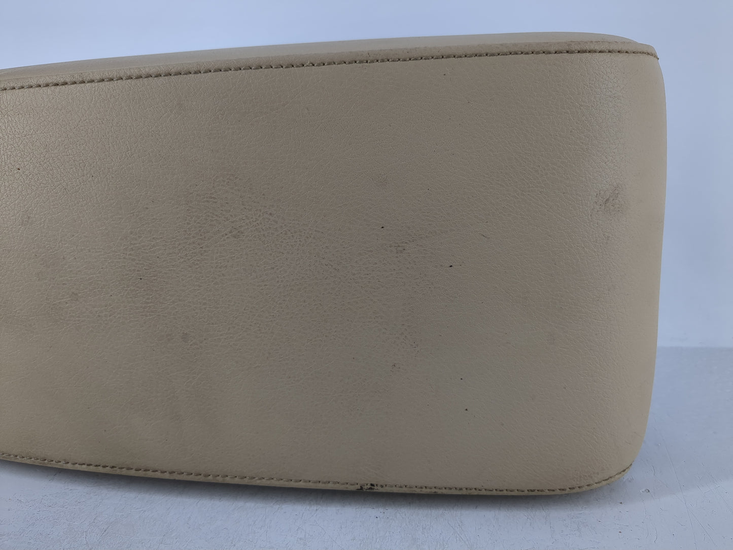 2015-2017 Toyota Camry Center Console Armrest Cover Lid Fits Fits 2015 2016 2017 OEM Used Auto Parts - Oemusedautoparts1.com
